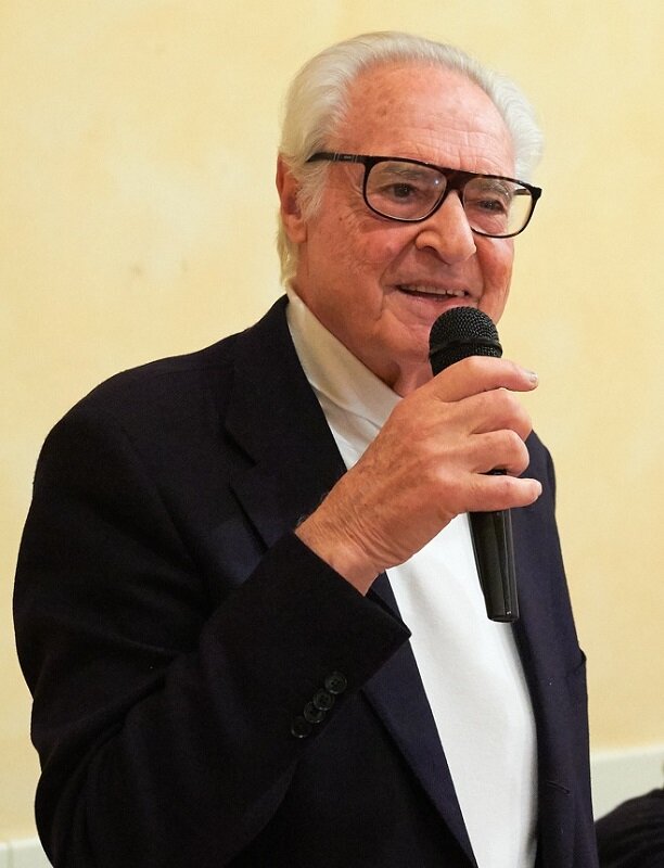 Prof. Giovanni Ballarini