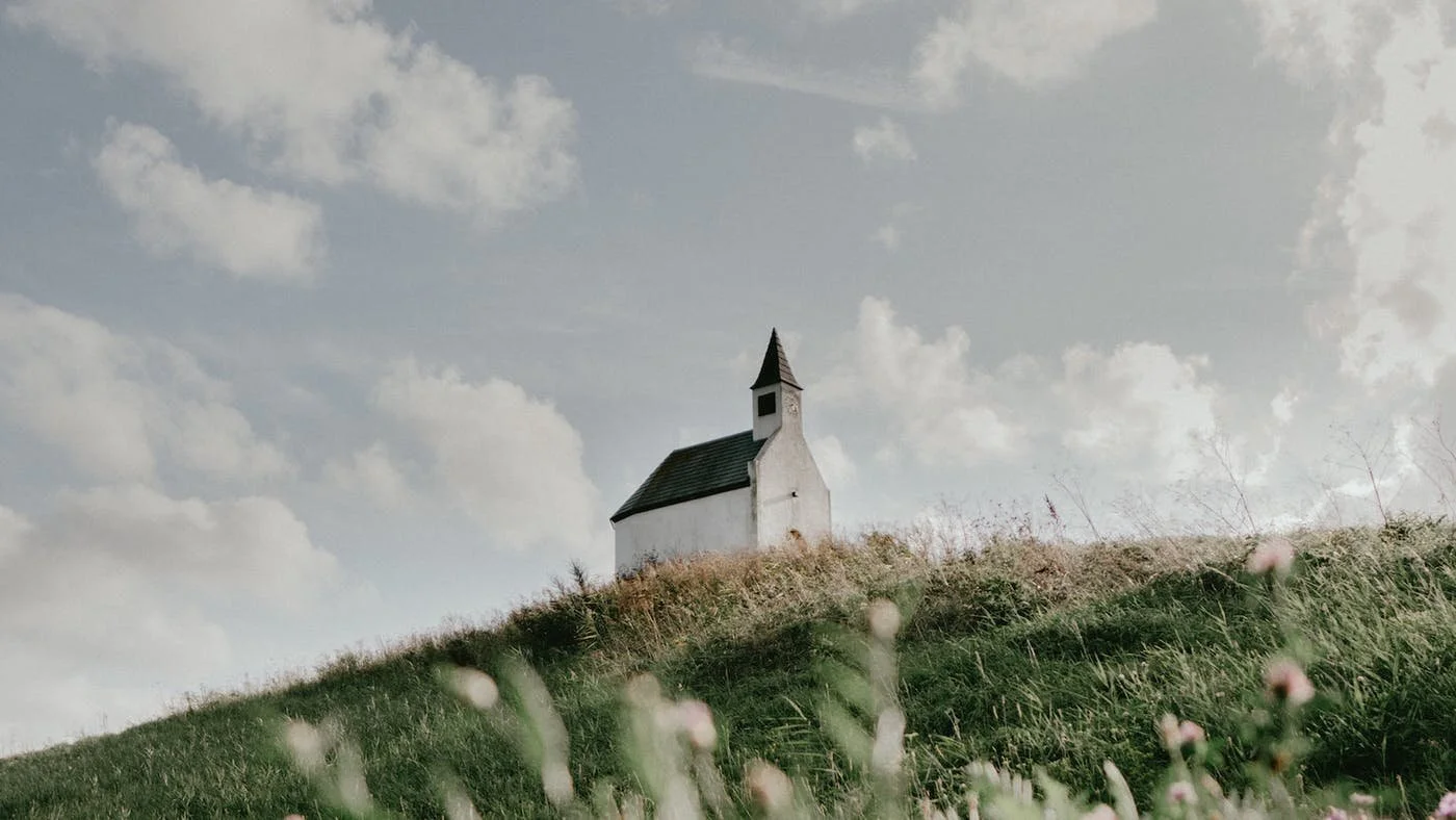 Il Salvatore di piccole città: Per pastori scoraggiati in luoghi dimenticati