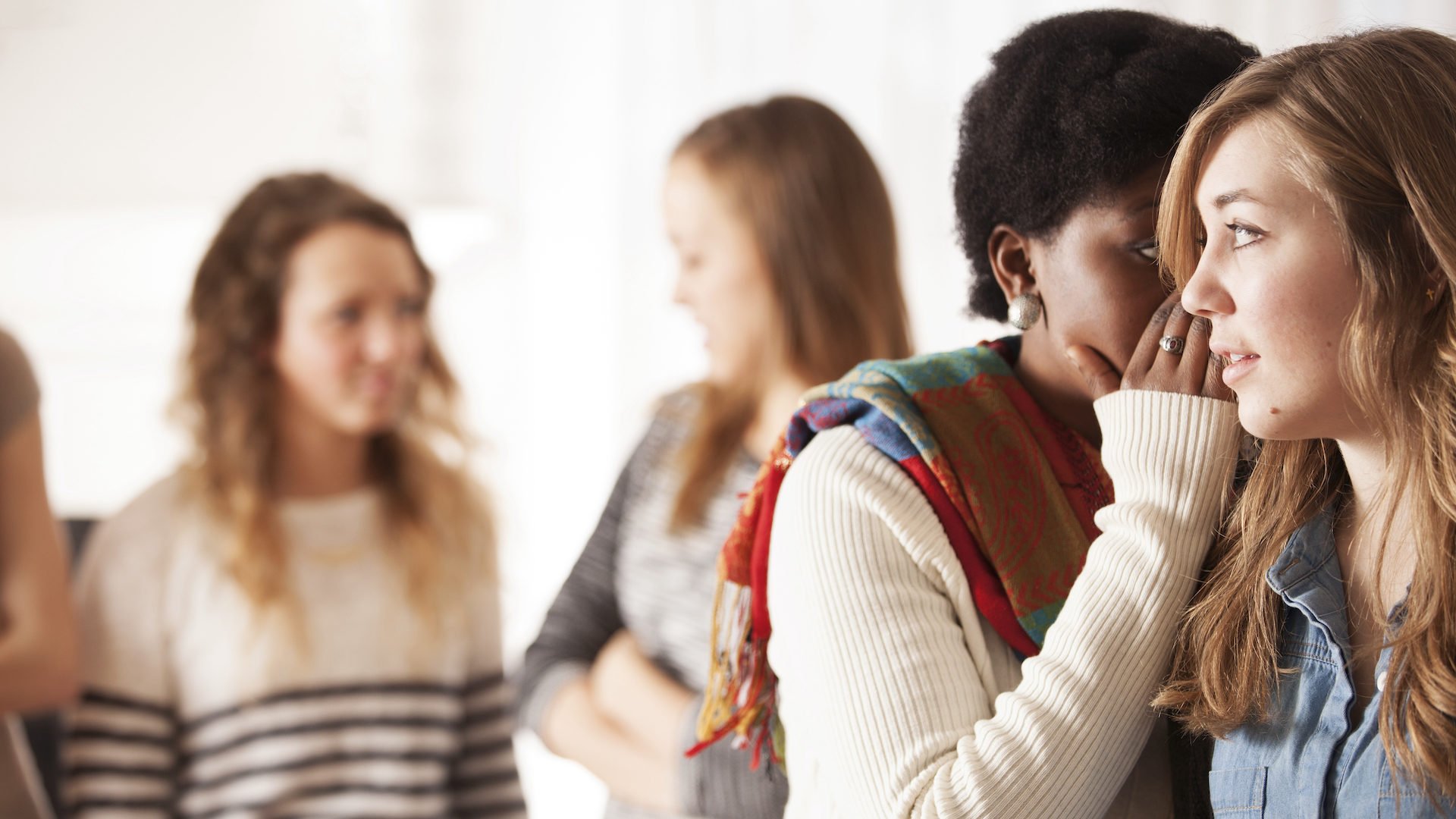 Che cosa c’è di sbagliato nel pettegolezzo?