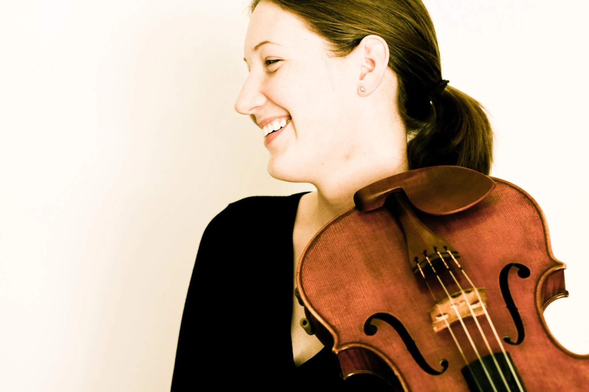 Hannah Shaw - viola