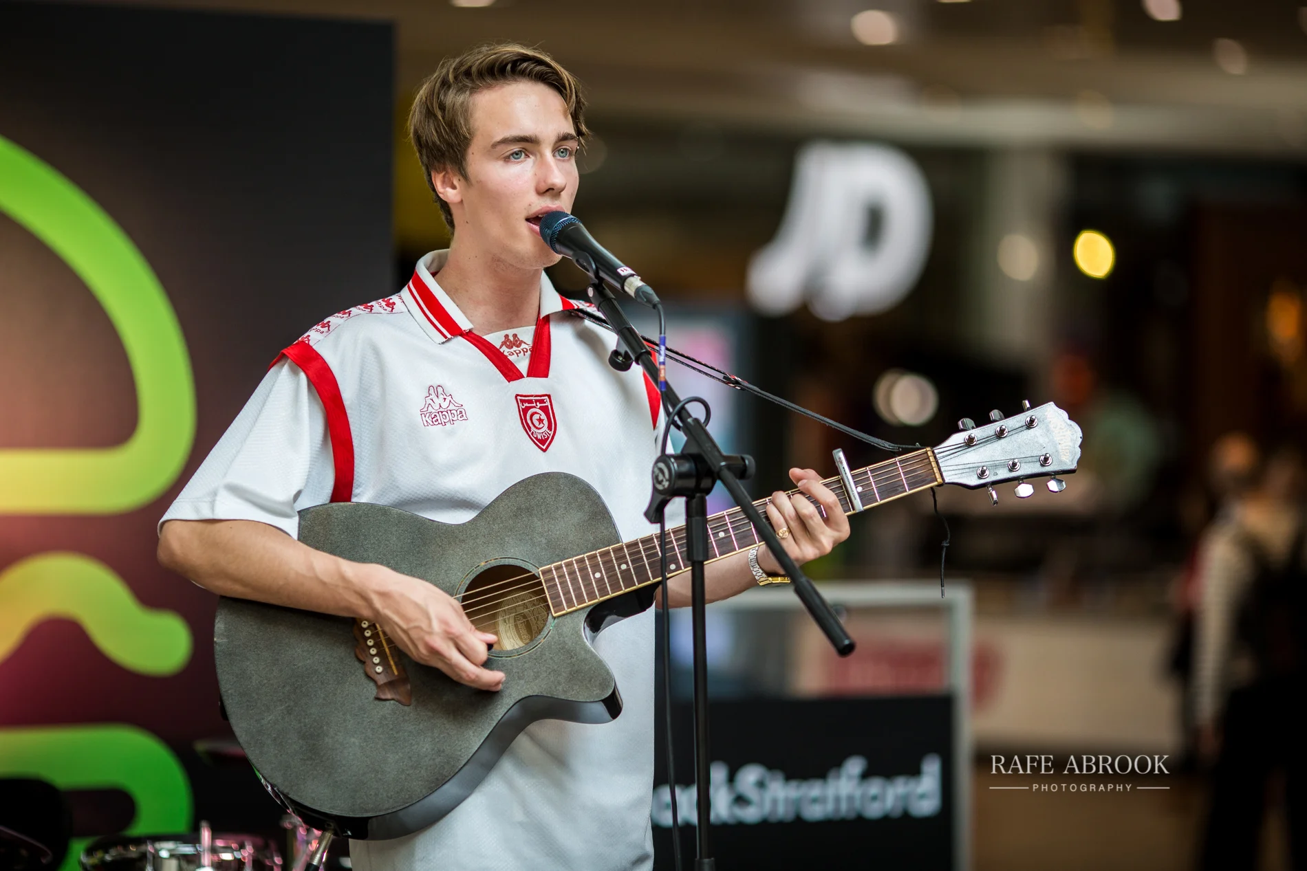 shake shack uk westfield stratford london experiential basketball-1040.jpg