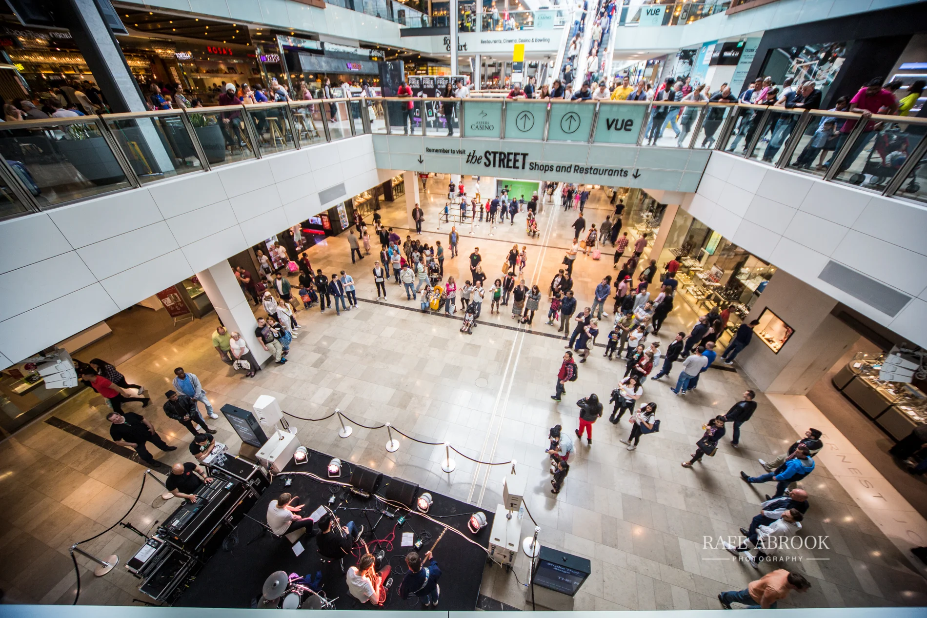 shake shack uk westfield stratford london experiential basketball-1123.jpg