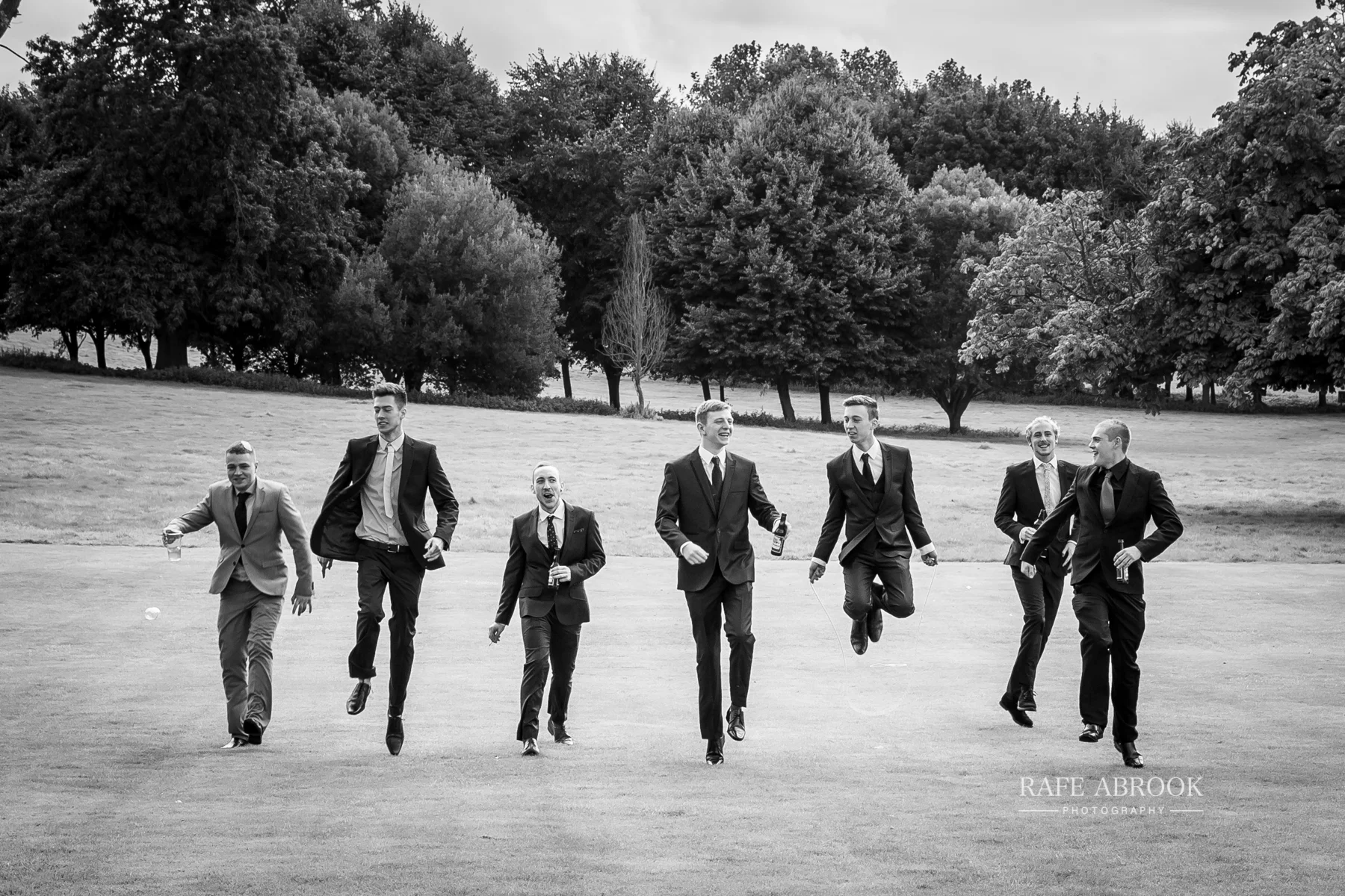 wedding photographer hertfordshire hitchin priory wedding-1020.jpg