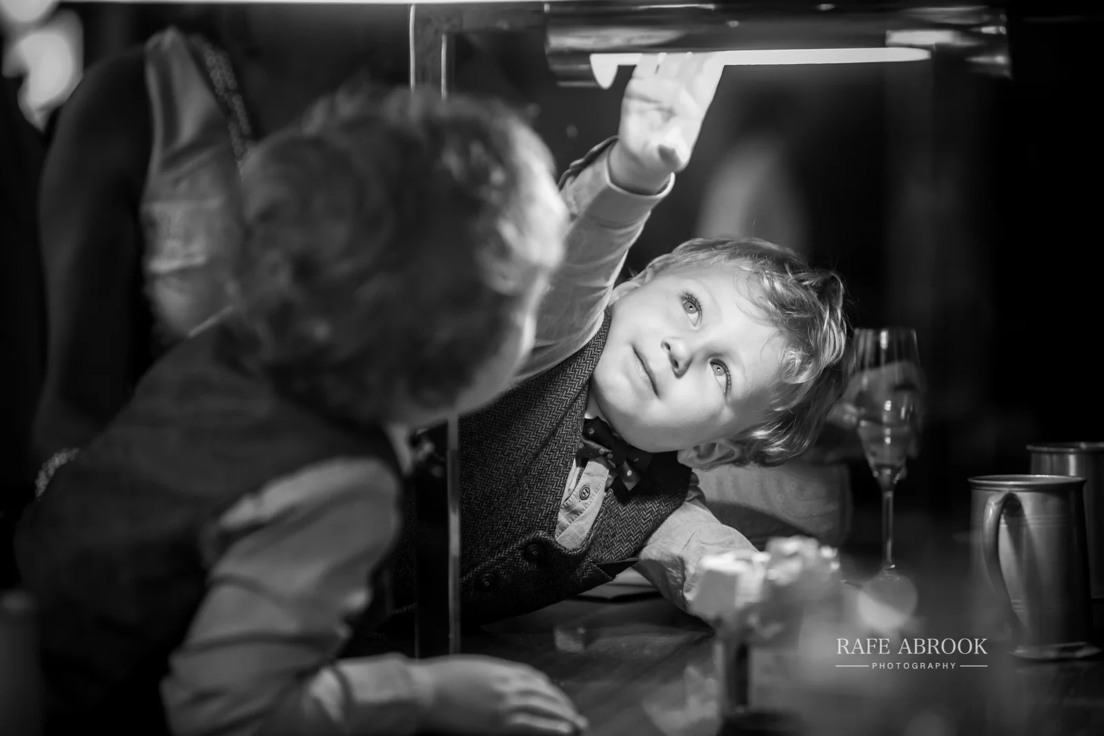wedding photographer hertfordshire london st pancras renaissance hotel station grand staircase-1029.jpg