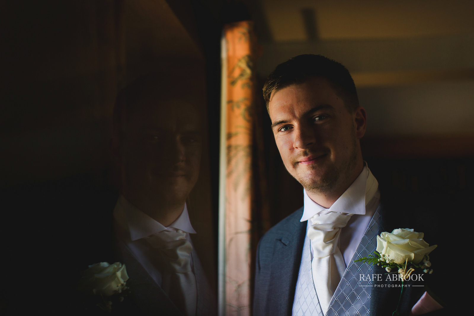 south farm wedding royston hertfordshire wedding photographer rafe abrook photography-1301.jpg