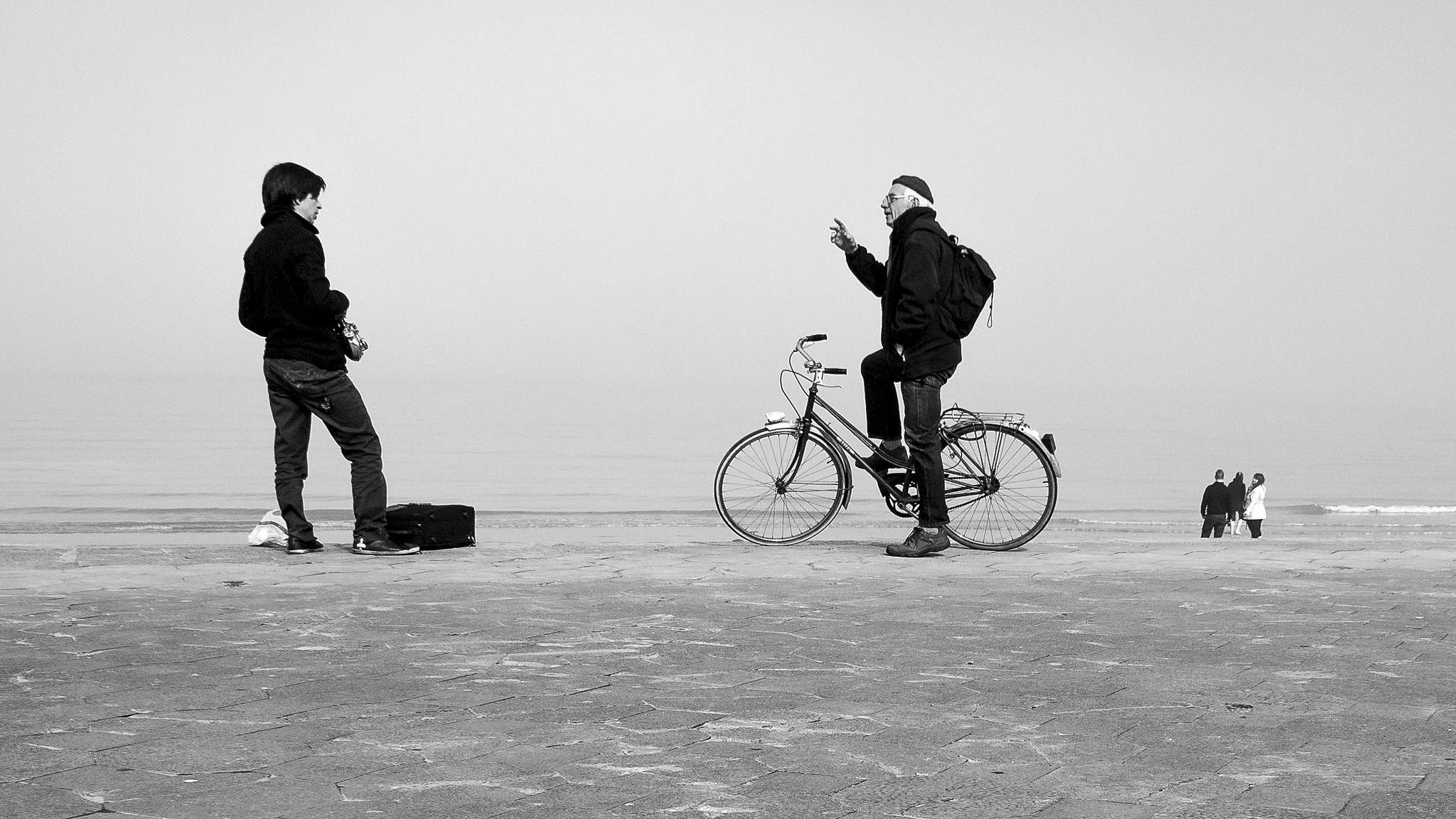 Conversation by Nicolas DECOOPMAN