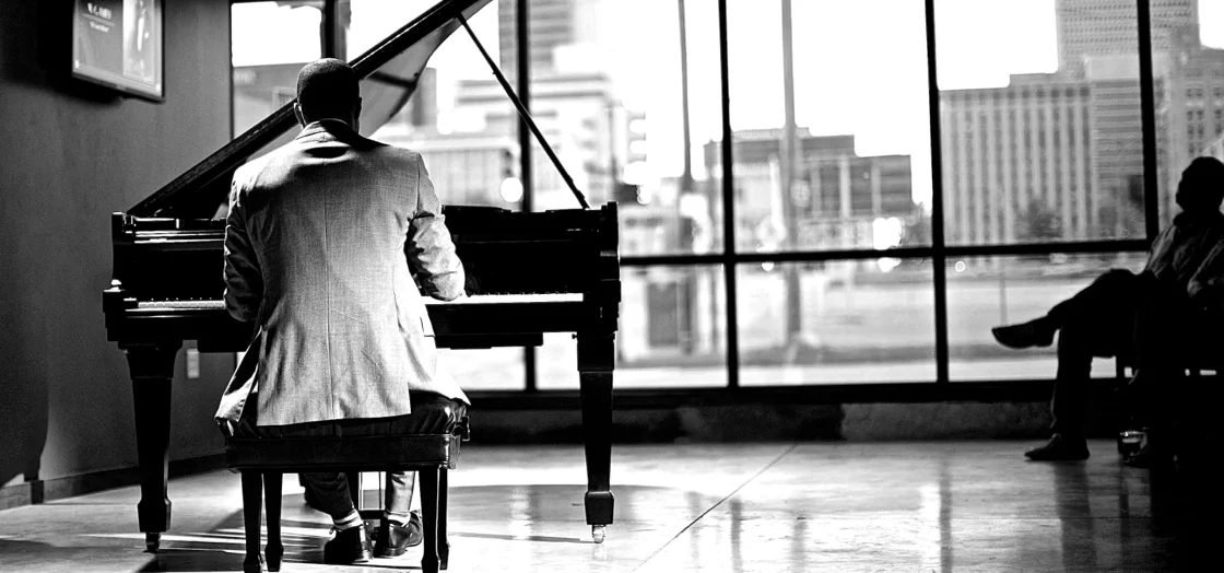 Piano in the City.jpg