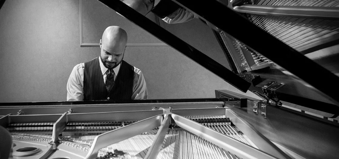 SD Through Piano.jpg