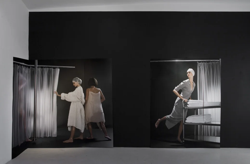 Ausstellungsansicht von Elfie Semotan in der Galerie Momentum/Karl Schweighofergasse, 2007