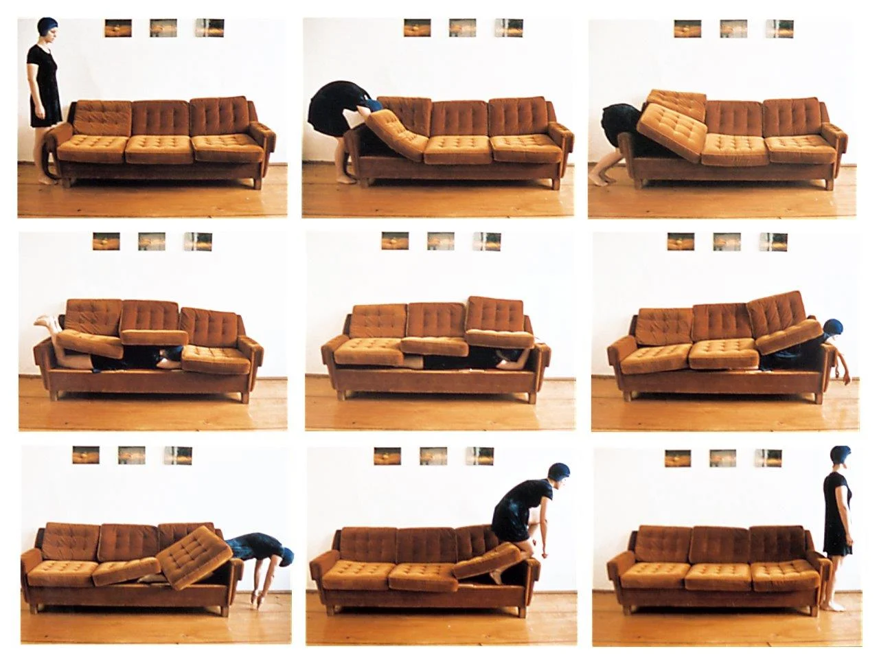 Edition von Nina Rieke Springer, Sofadiving. Zu sehen ist die Künstlerin die durch eine Couch taucht.
