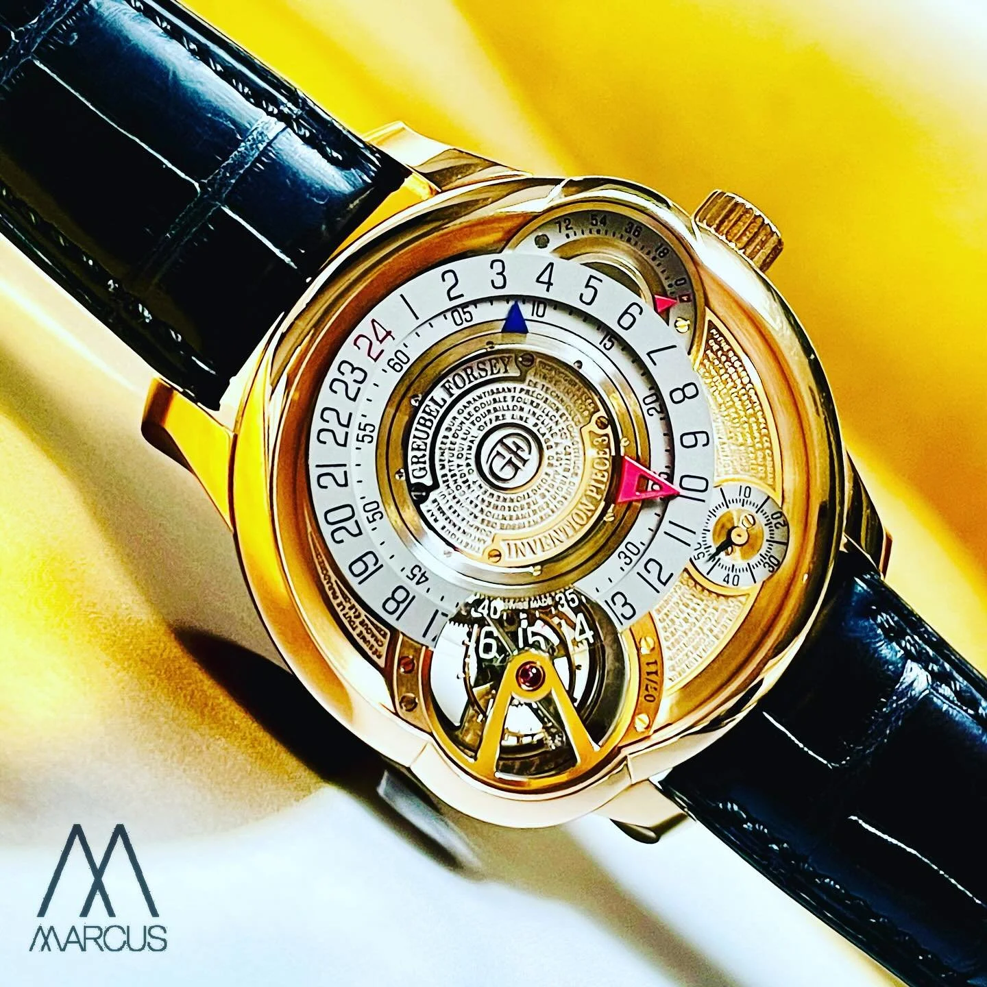 💛

#greubelforsey 
#inventionpiece3 
#tourbillon 
#wotd 
#rarepiece 
#savoirfaire 
#hautehorlogerie 
#collector 
#ifyouknowyouknow