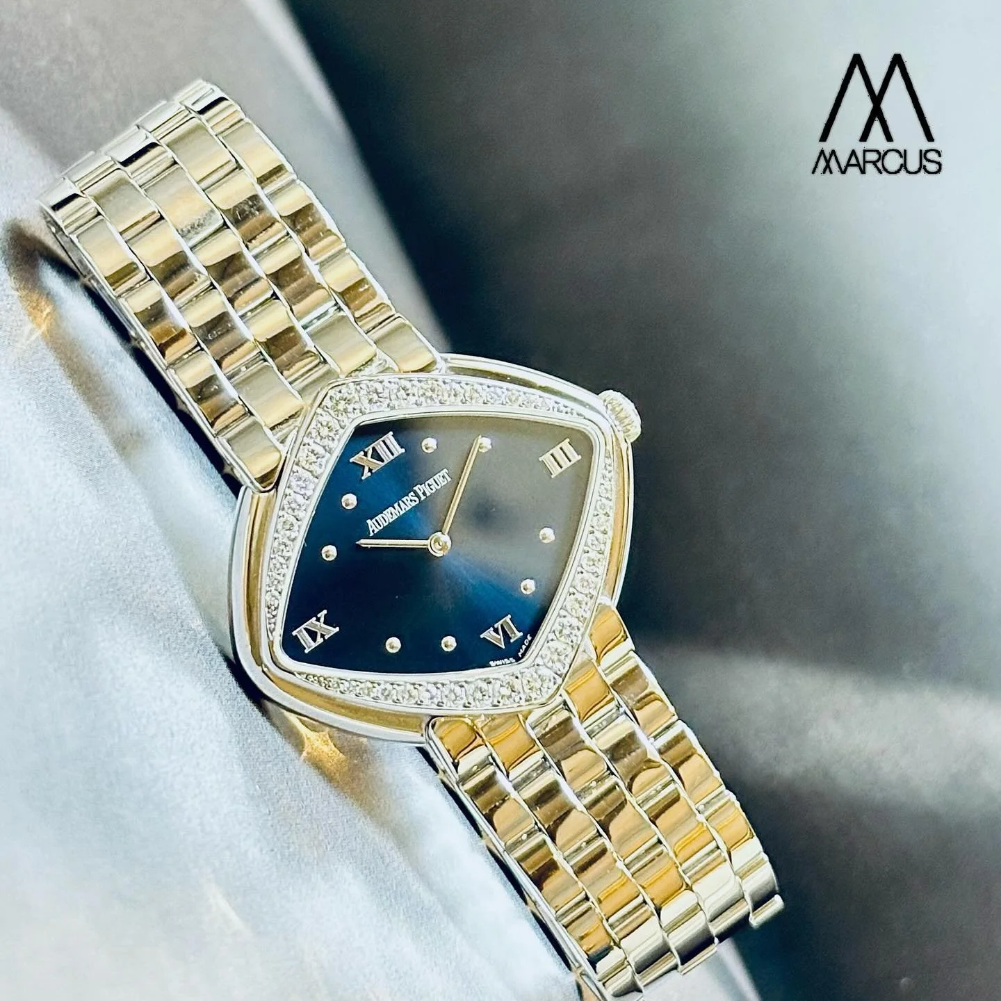A rare and highly collectible piece from Audemars Piguet. 🙌🏼

#audemarspiguet 
#collector 
#125yearanniversary 
#wotd 
#rarepiece 
#watchgeek 
#ifyouknowyouknow