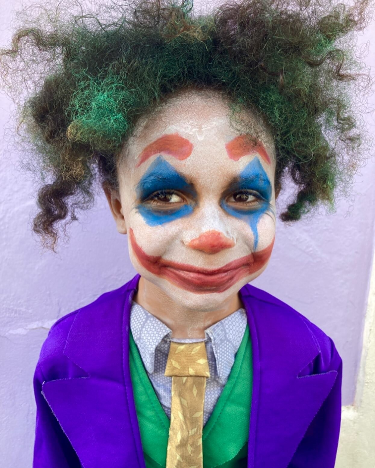 It&rsquo;s that time of year again @carleeeeng115 🃏 Facepainting for Jaxon&rsquo;s birthday 🥳 #joker #facepaints #halloween #halloweenmakeup #halloweencostume #halloweenbirthday #birthdayboy