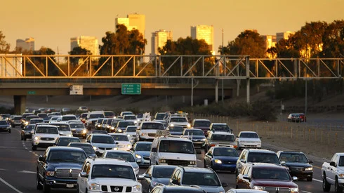 traffic jam daily commute gilbert arizona real estate.jpg