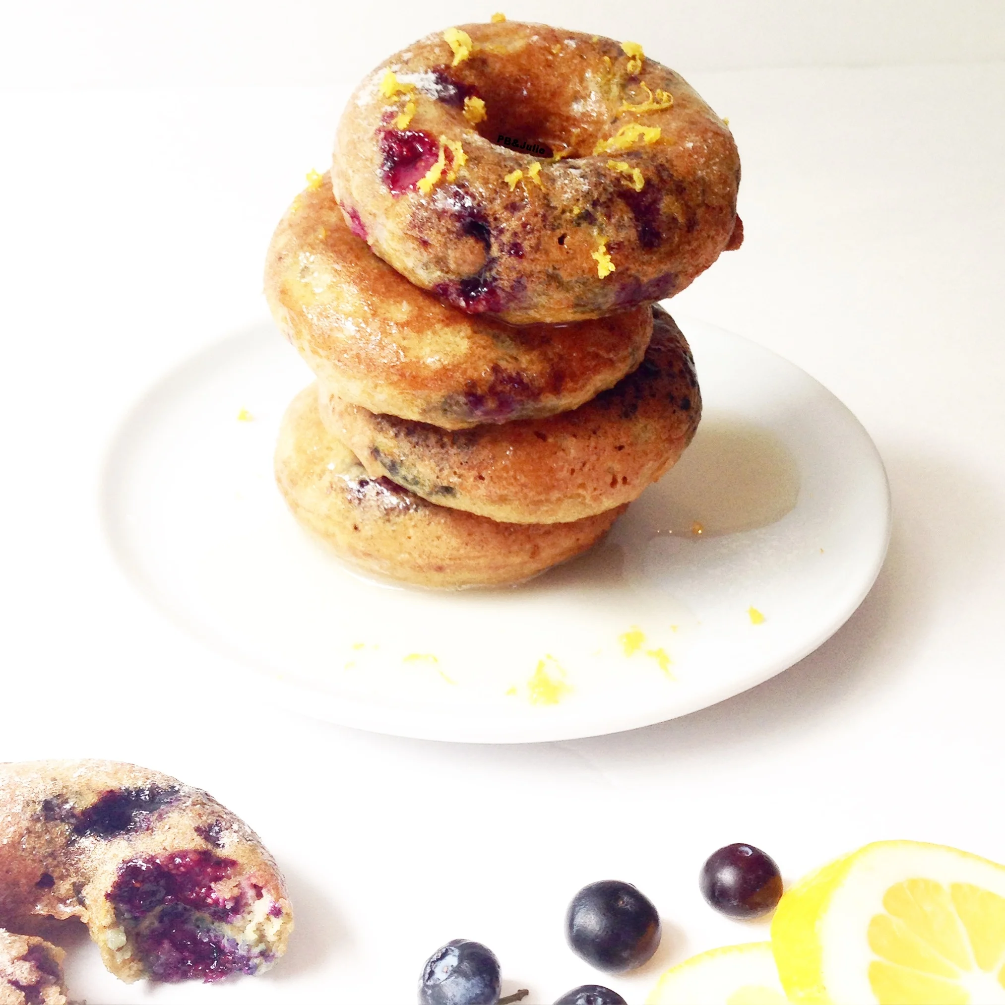 STACKED. These healthy donuts are a DO anytime! #vegan #glutenfree