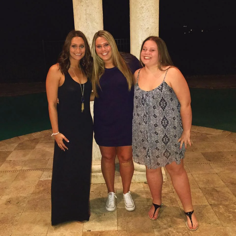 Jamie with her two sisters, Stephanie and Tori.