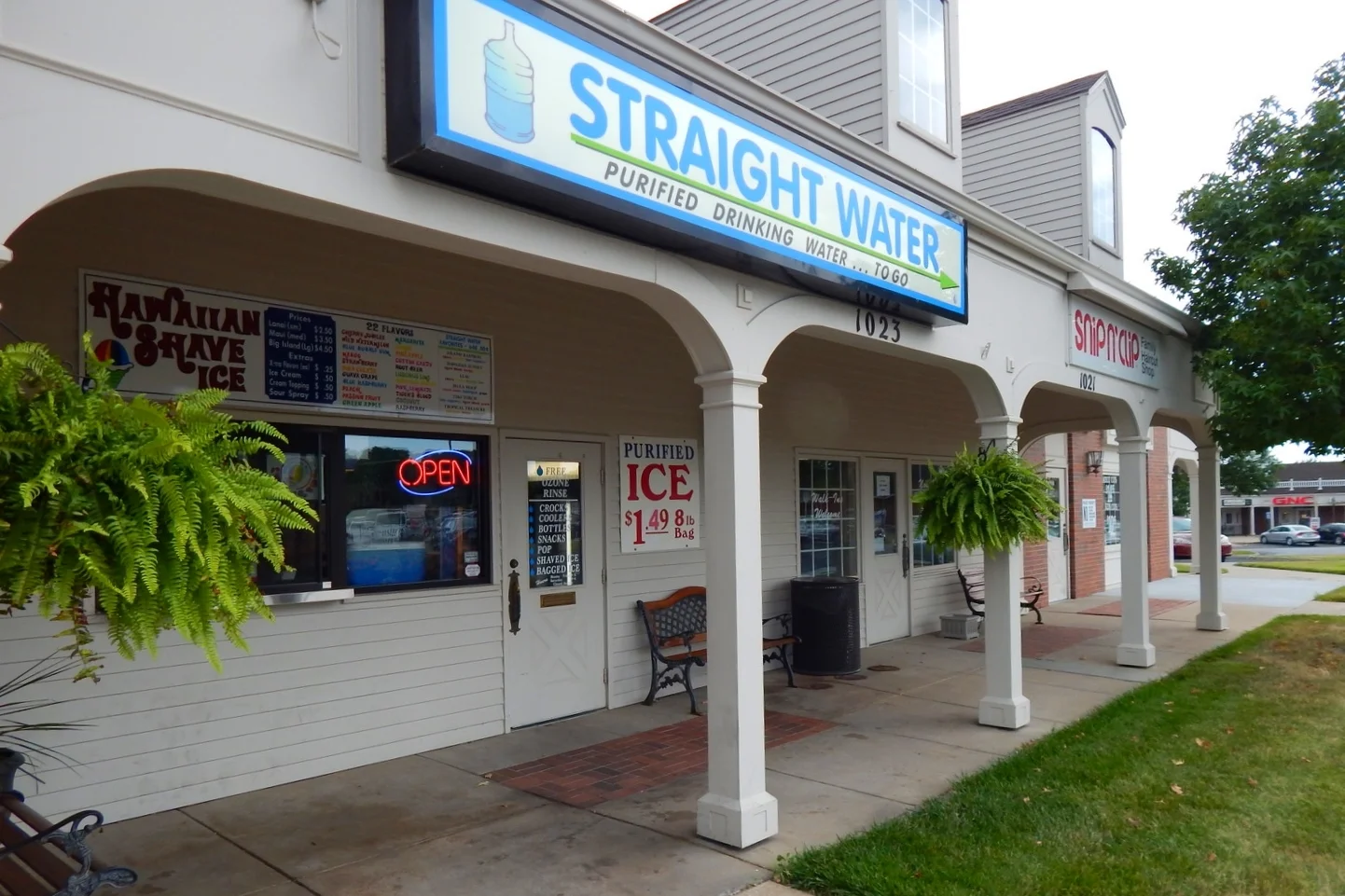 frontstore.jpg