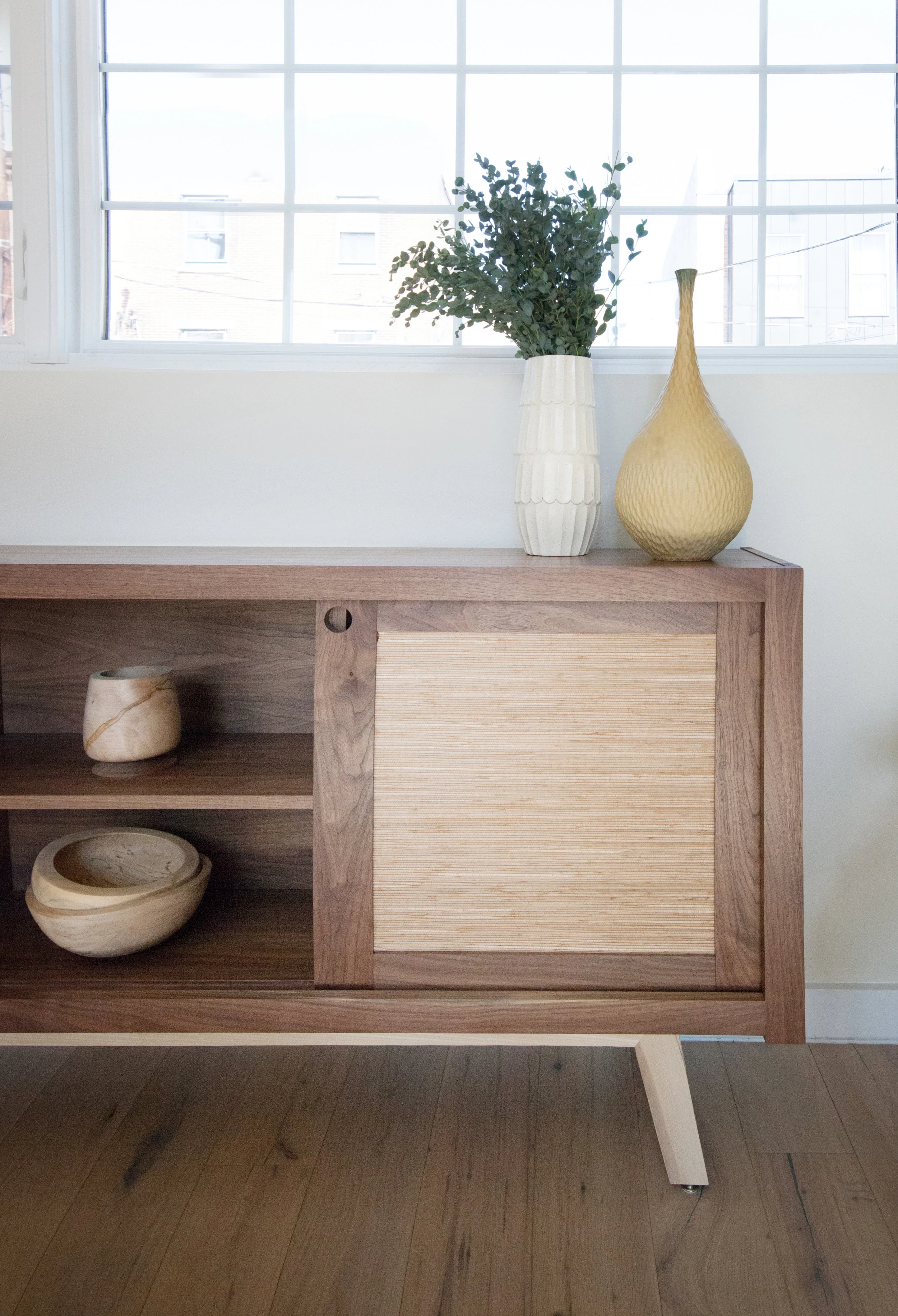 Credenza.jpg