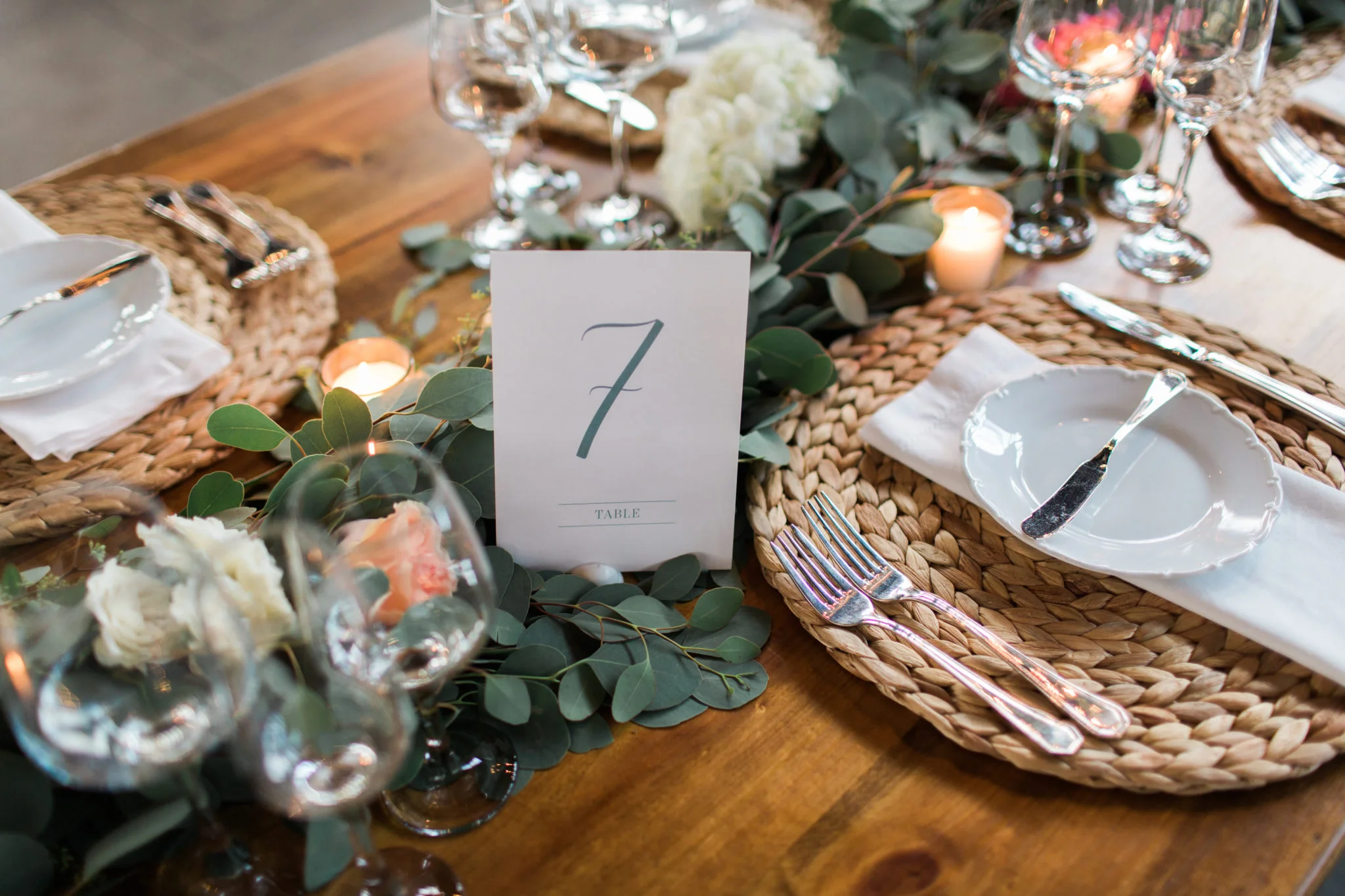 2018 Courtney & Dave Brick South garland detail.jpg
