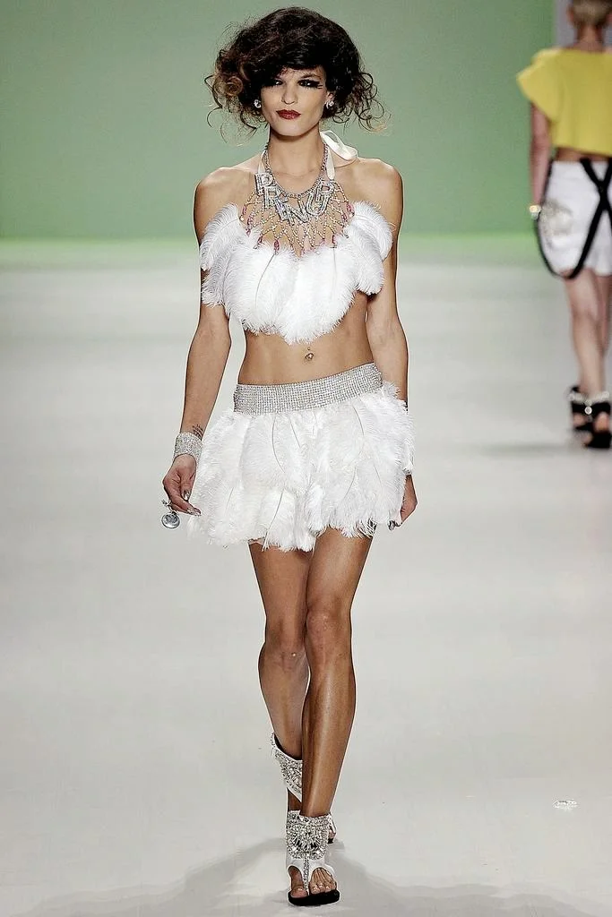 Betsey-Johnson-spring-2015-fashionado