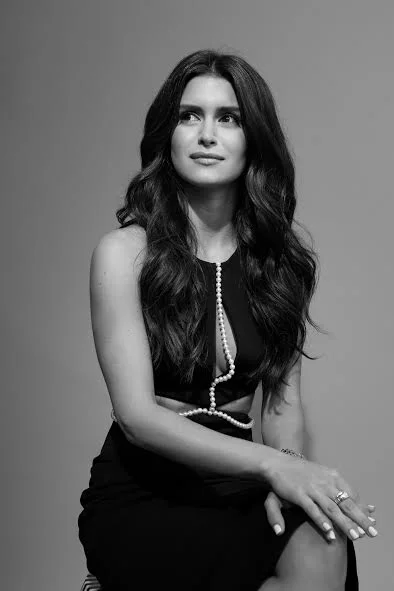 #RICHKIDS' Roxy Sowlaty's Favorite Interior Spring Looks on a Dime!