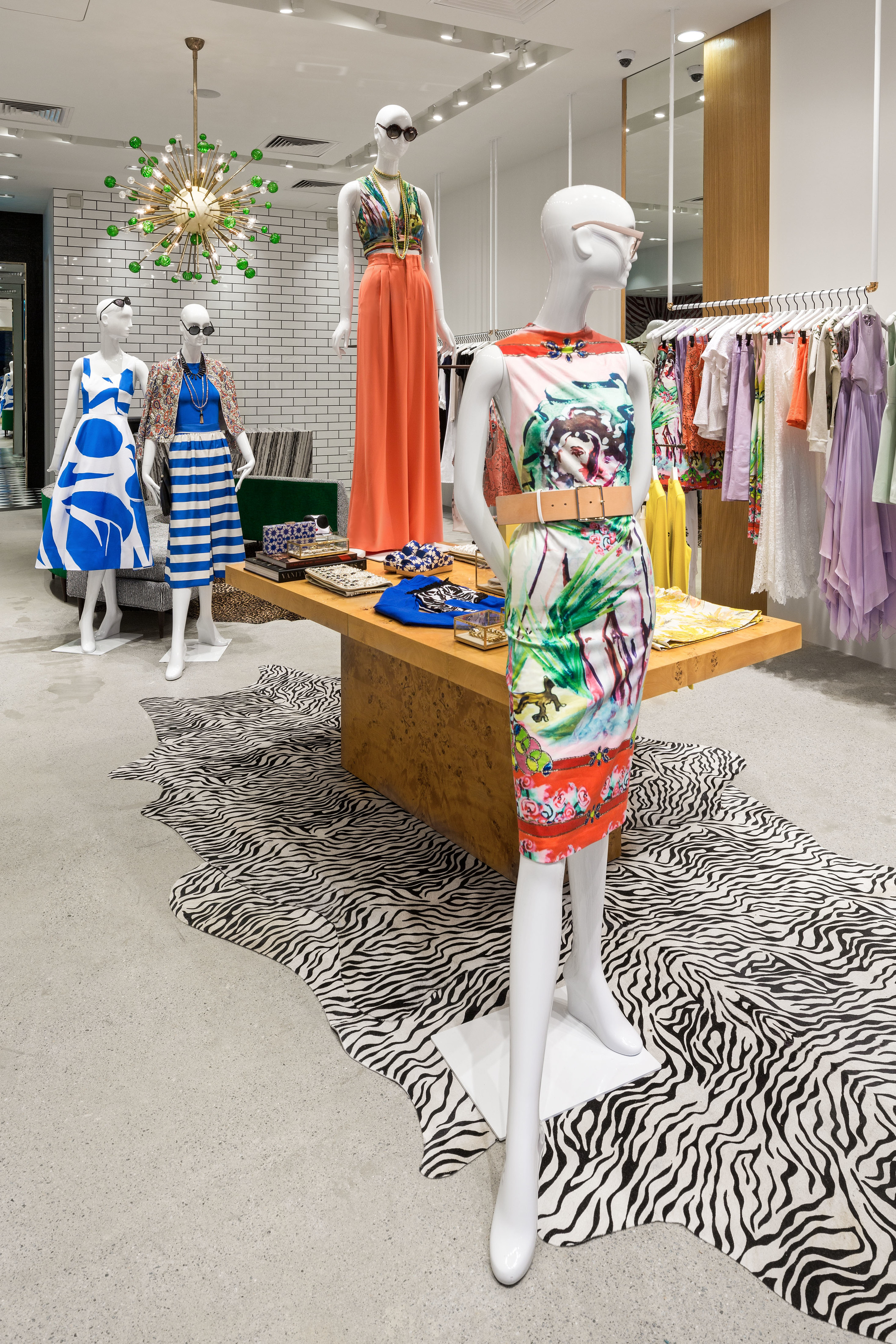 ALICE + OLIVIA BY STACEY BENDET NOW OPEN IN BUCKHEAD ATLANTA — Fashion