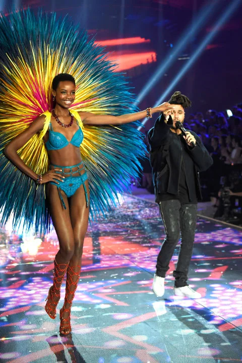 hbz-vs-runway-2015-gettyimages-496564042.jpg