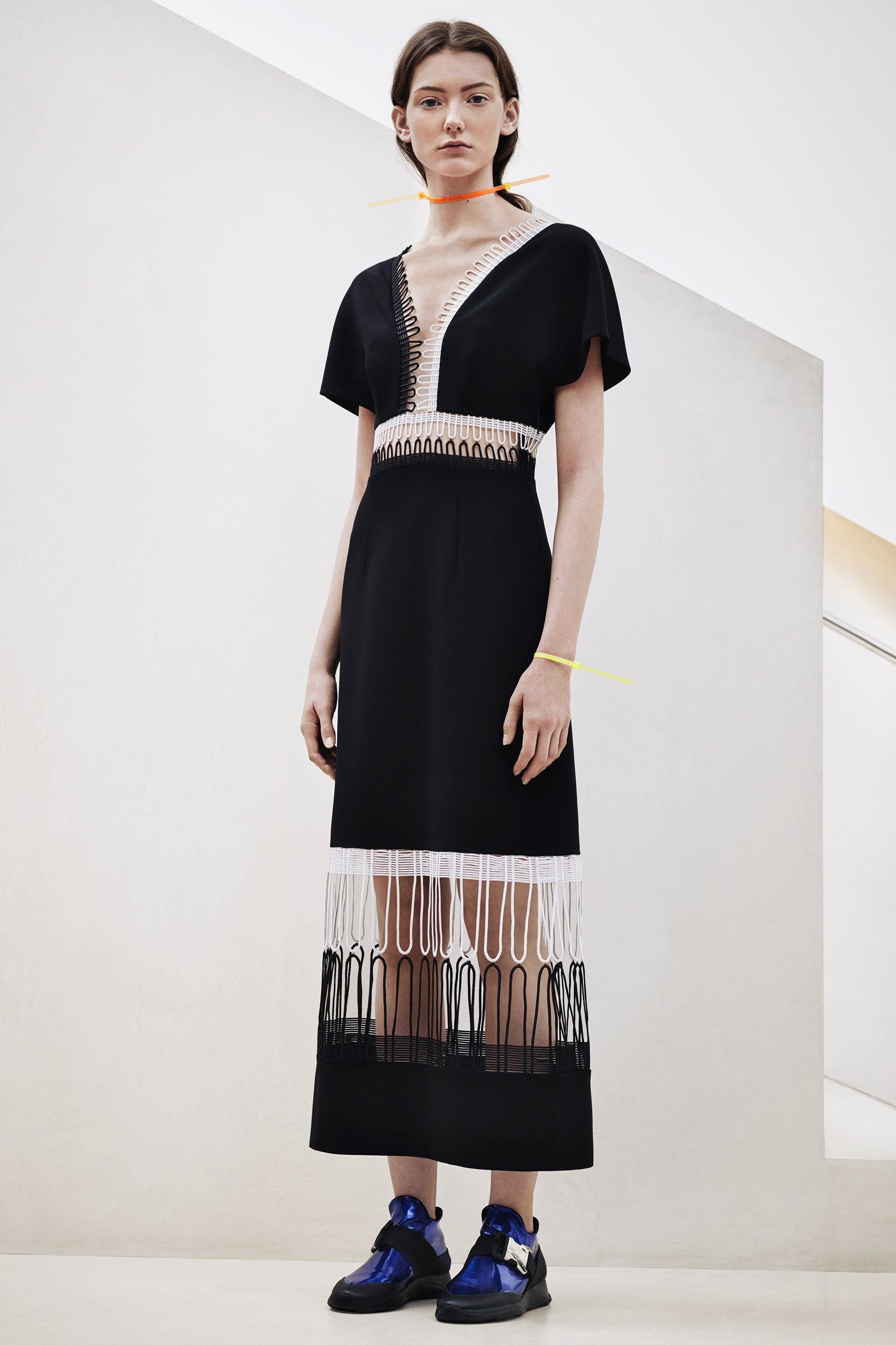 christopher-kane-pre-fall-2016-lookbook-02.jpg