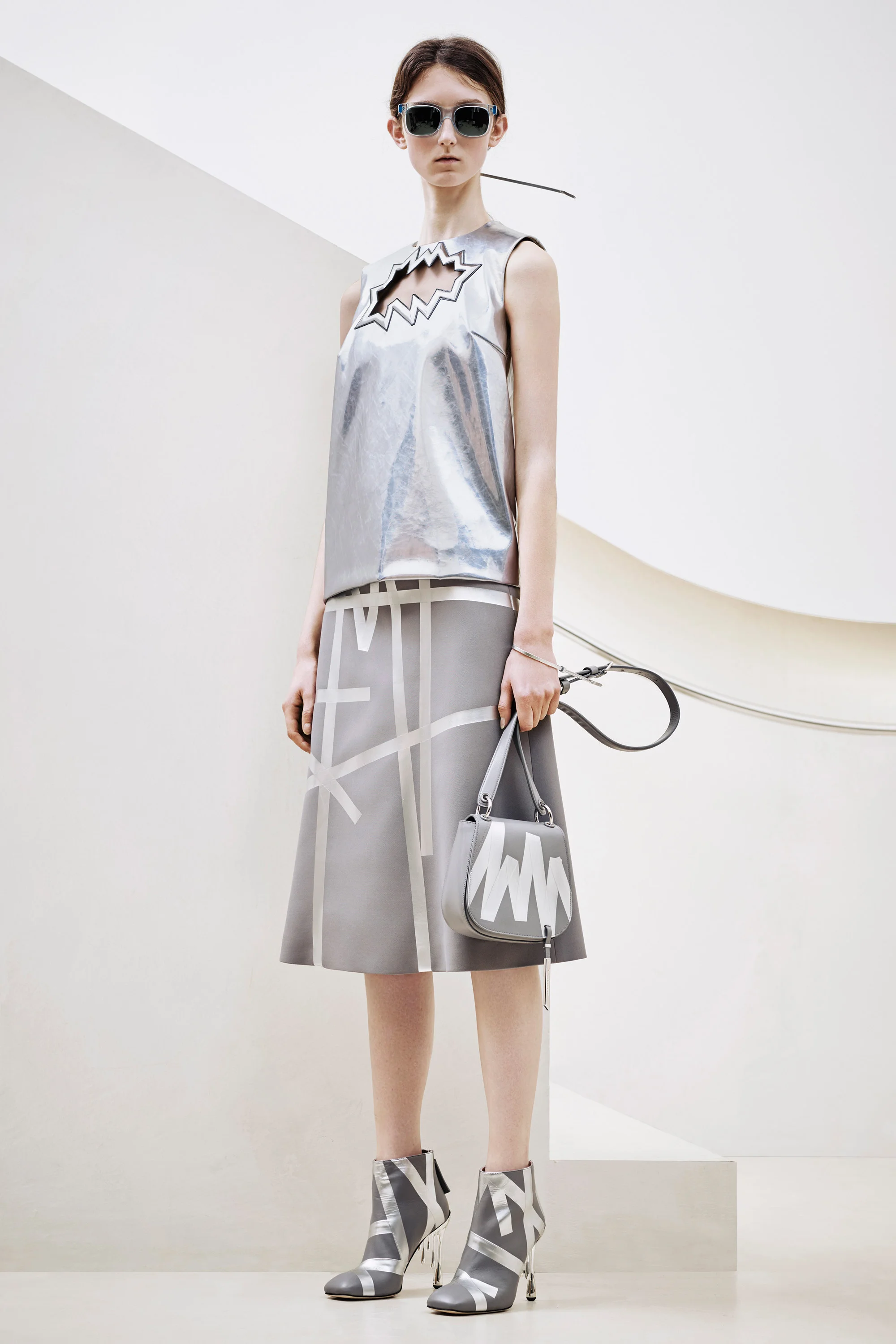christopher-kane-pre-fall-2016-lookbook-15.jpg