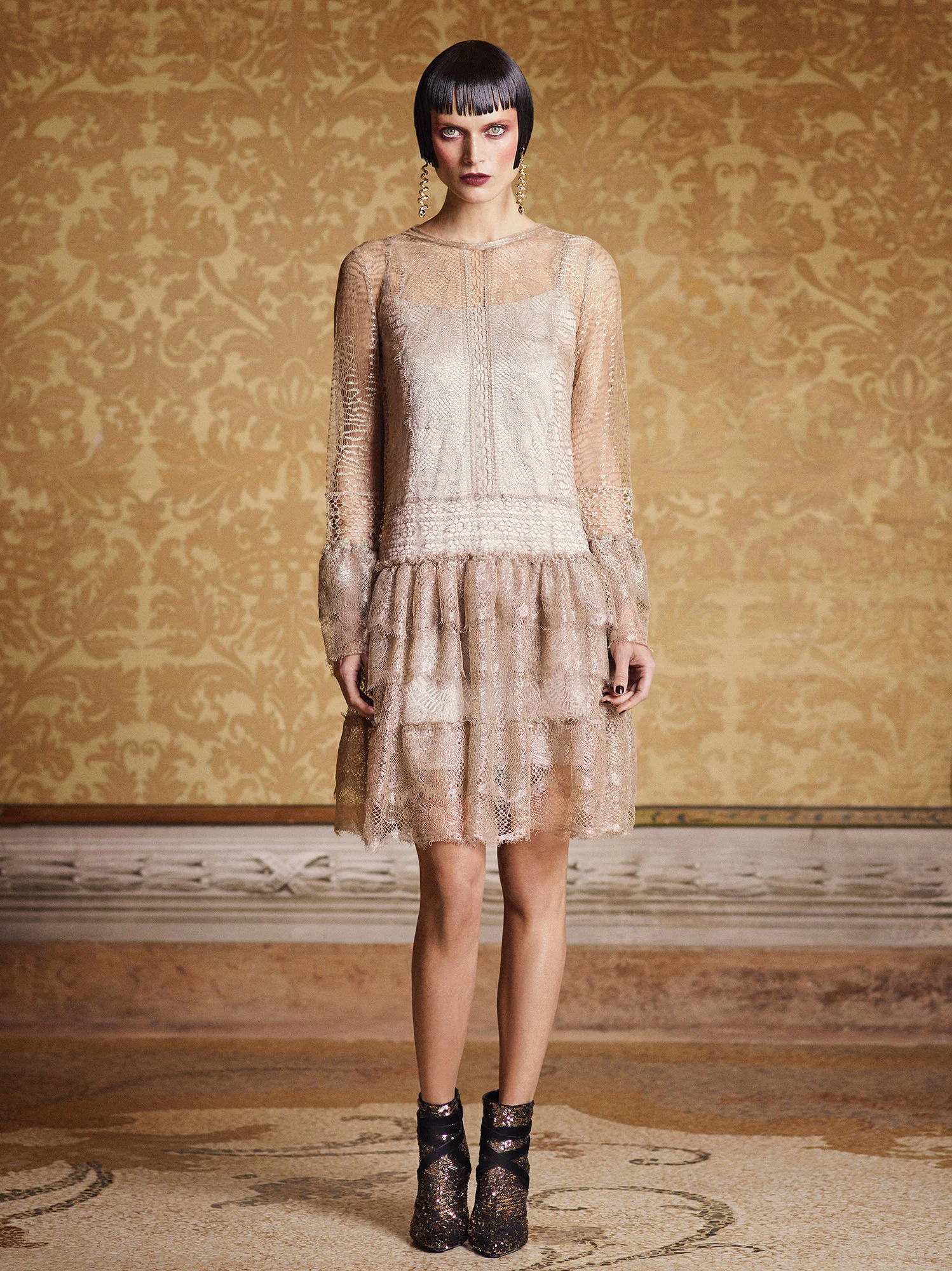 alberta-ferretti-limited-edition-aw-2016-15.jpg