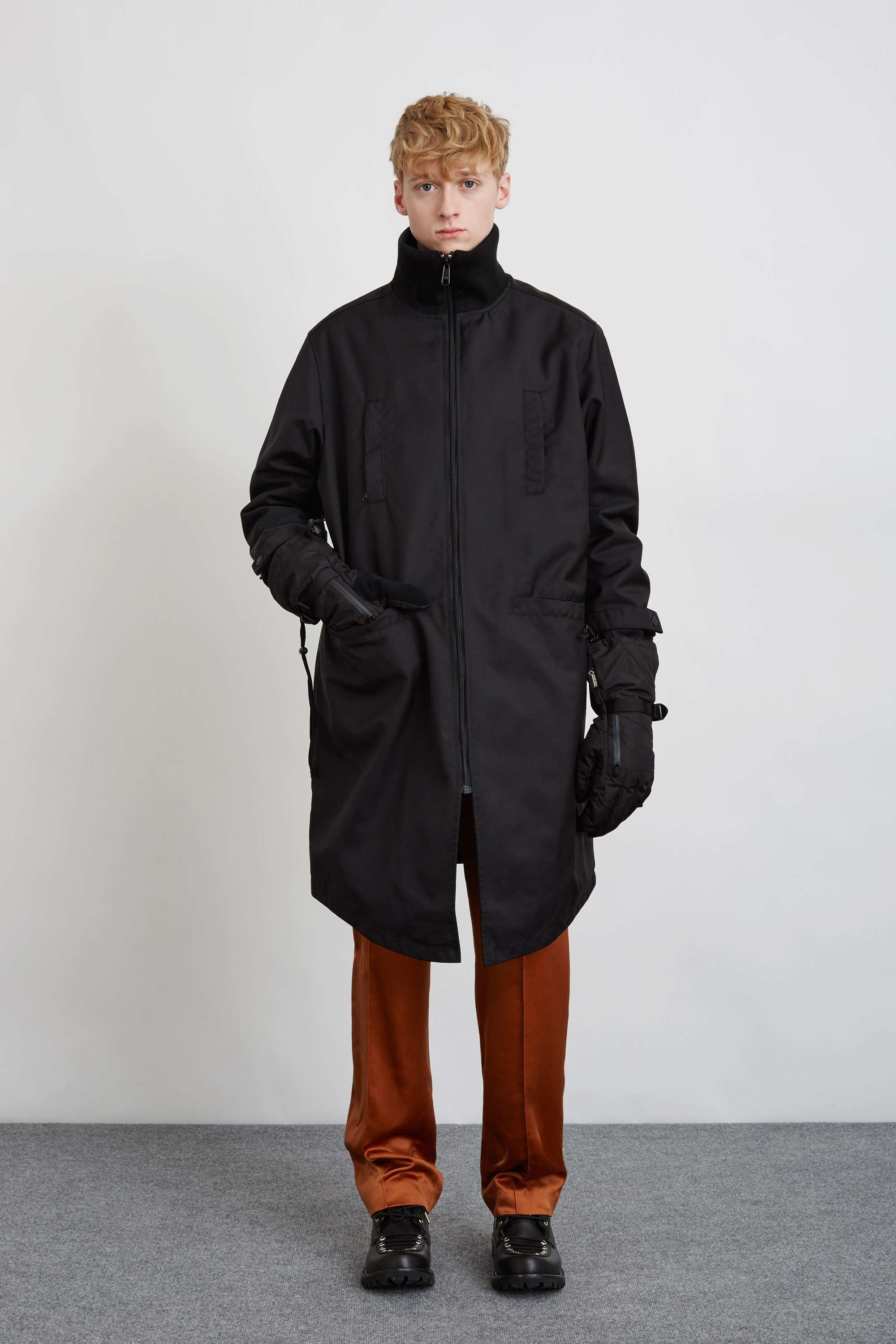 06-opening-ceremony-men-fall-16.jpg