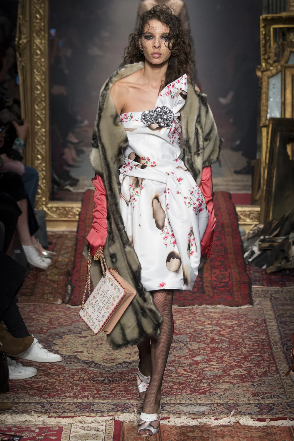 Fashion Kills at Moschino Fall 2016  Fashion