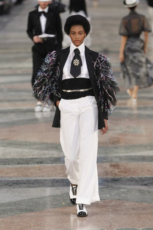 CHANEL Cruise Collection sets sail to CUBA — Fashion