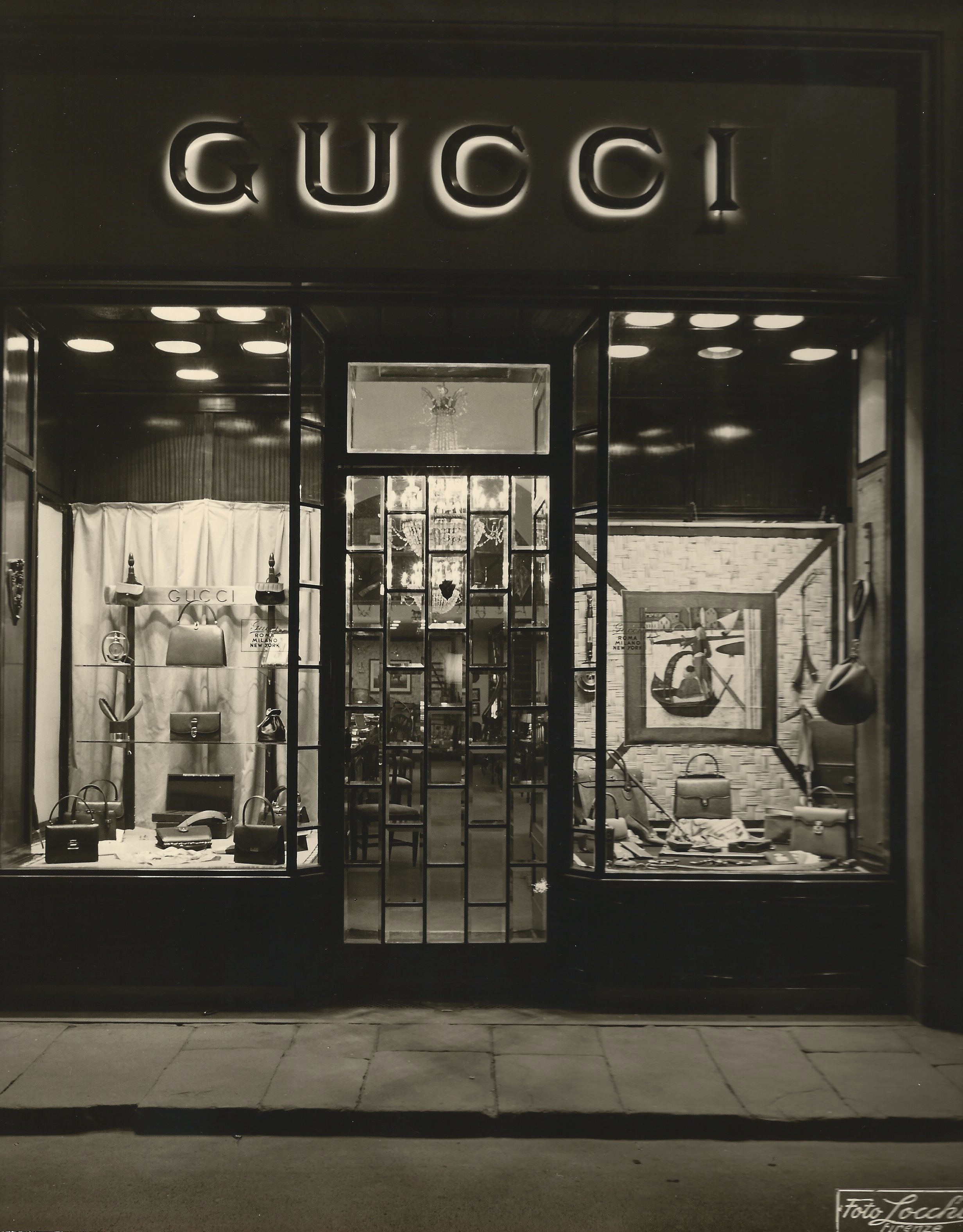 The Gucci shop in Florence c. 1950 (Patricia Gucci)