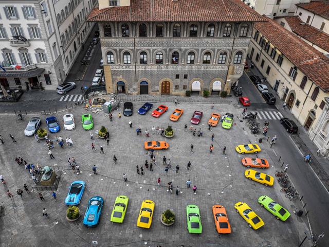 Miura Tour 10 Piazza Ognissanti FI