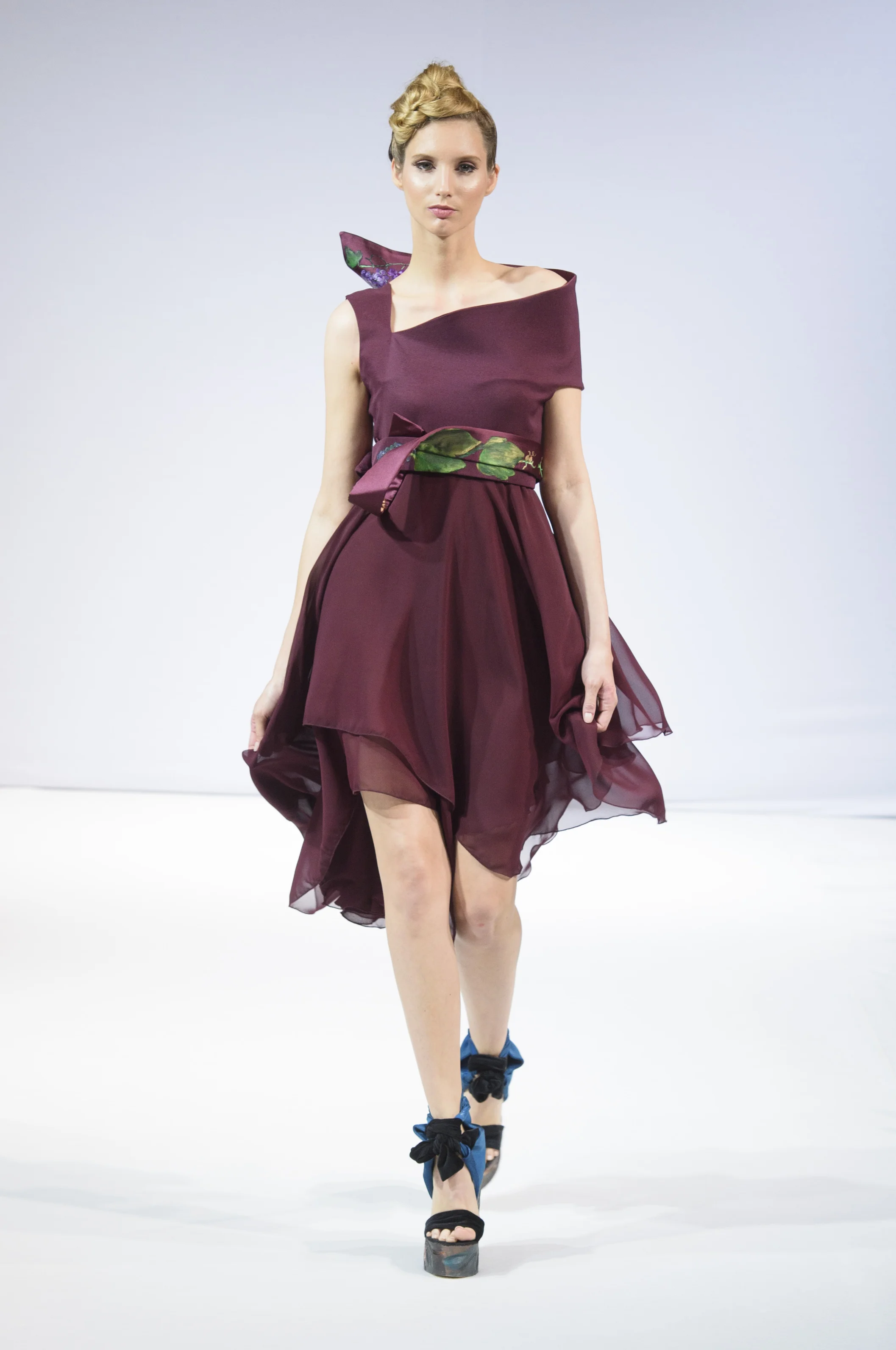 PATUNA Fw 16-17 Paris Haute Couture Fashion Week