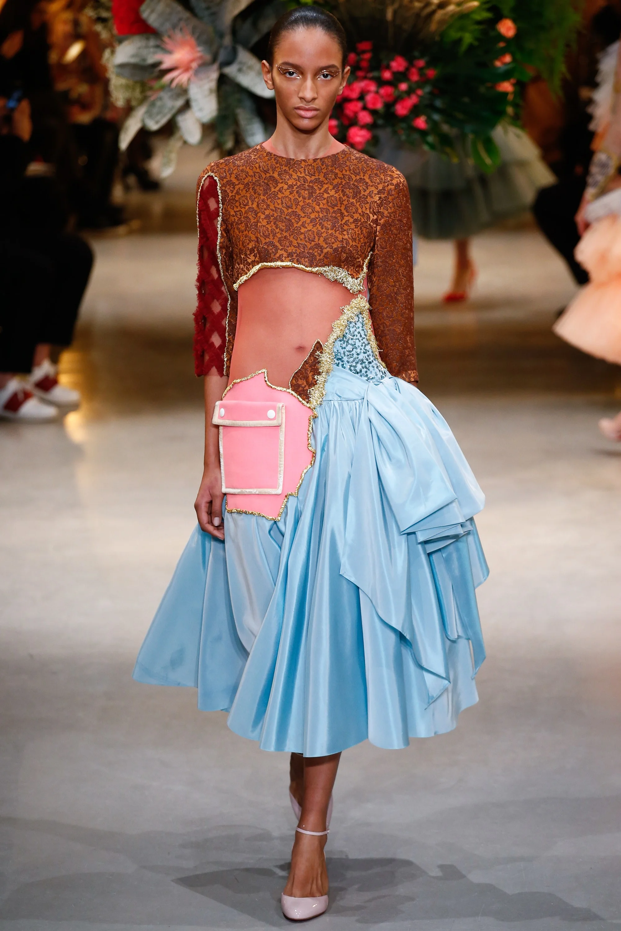 Viktor & Rolf Spring 2017 Couture