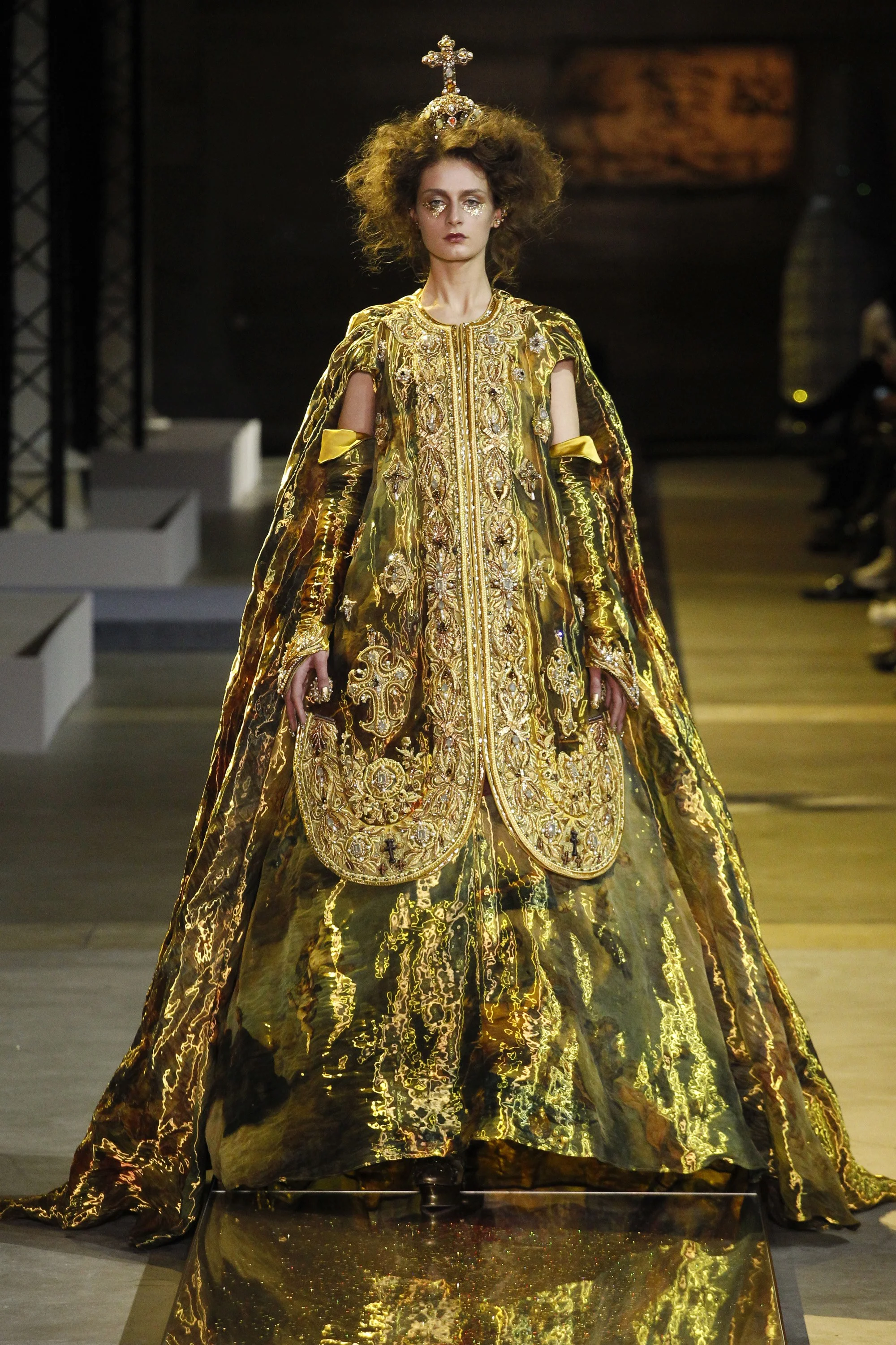 Guo Pei Spring 2017 Couture