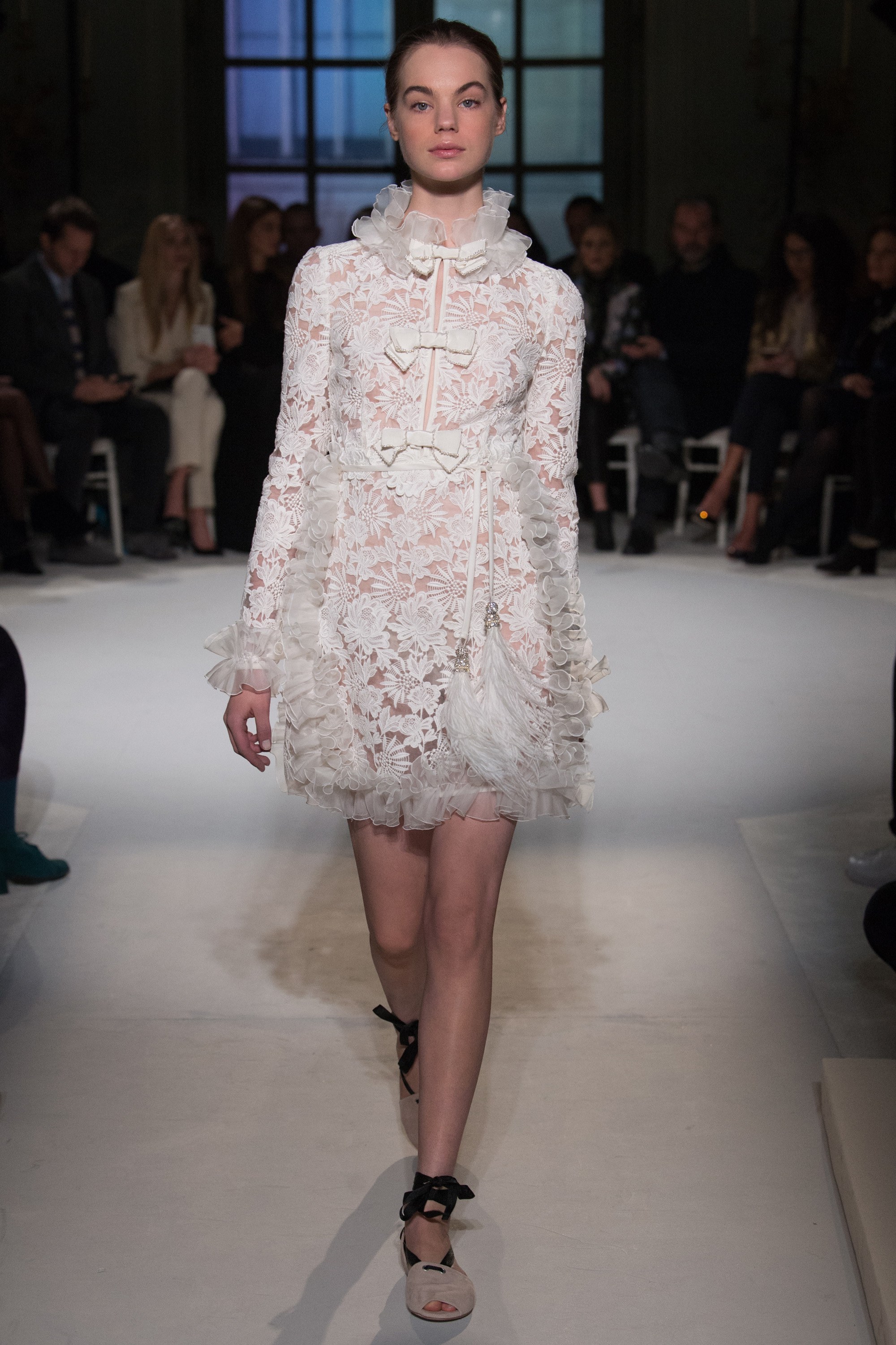 Giambattista Valli Spring 2017 Couture