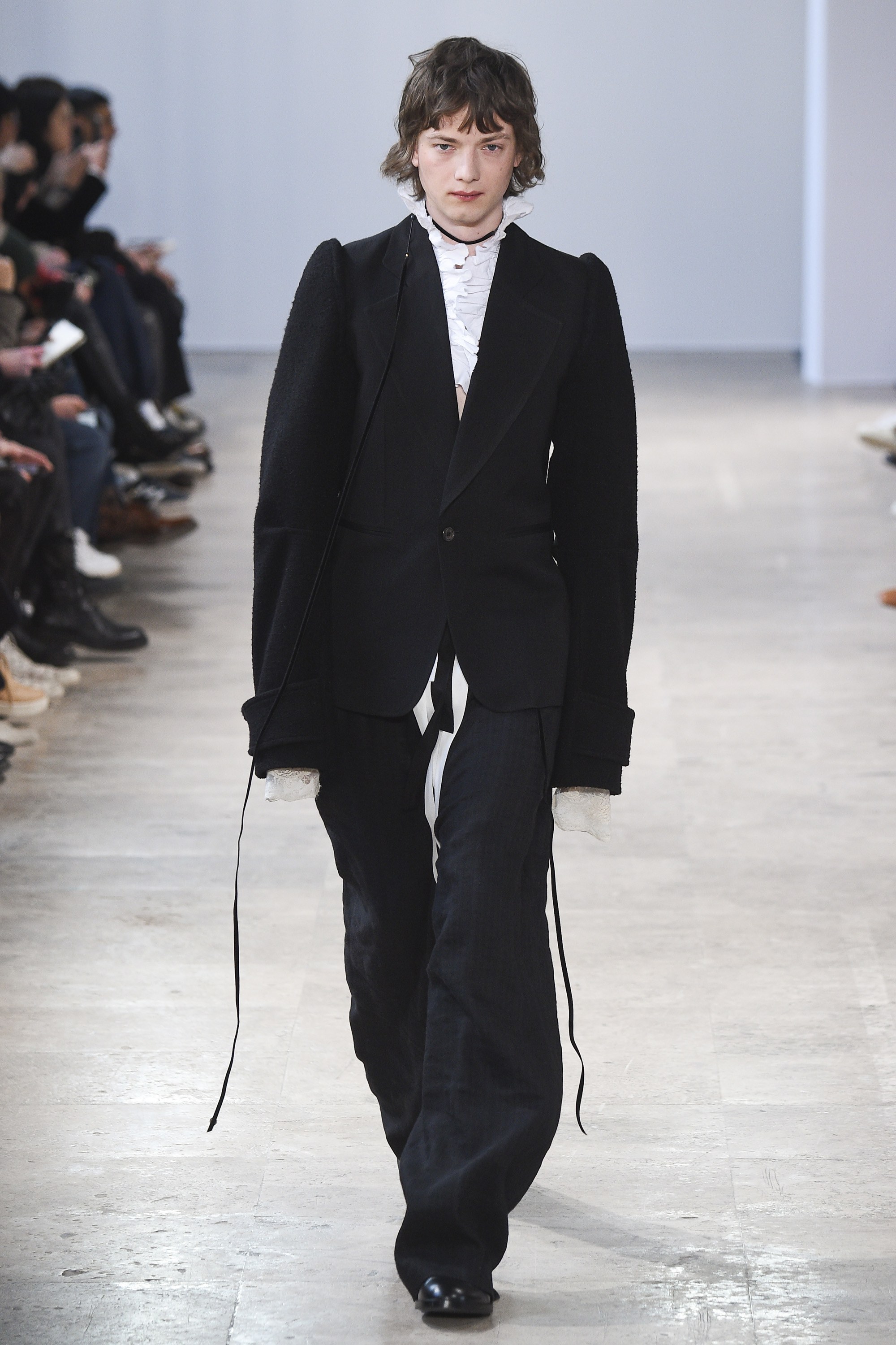 Ann Demeulemeester Fall 2017 Menswear