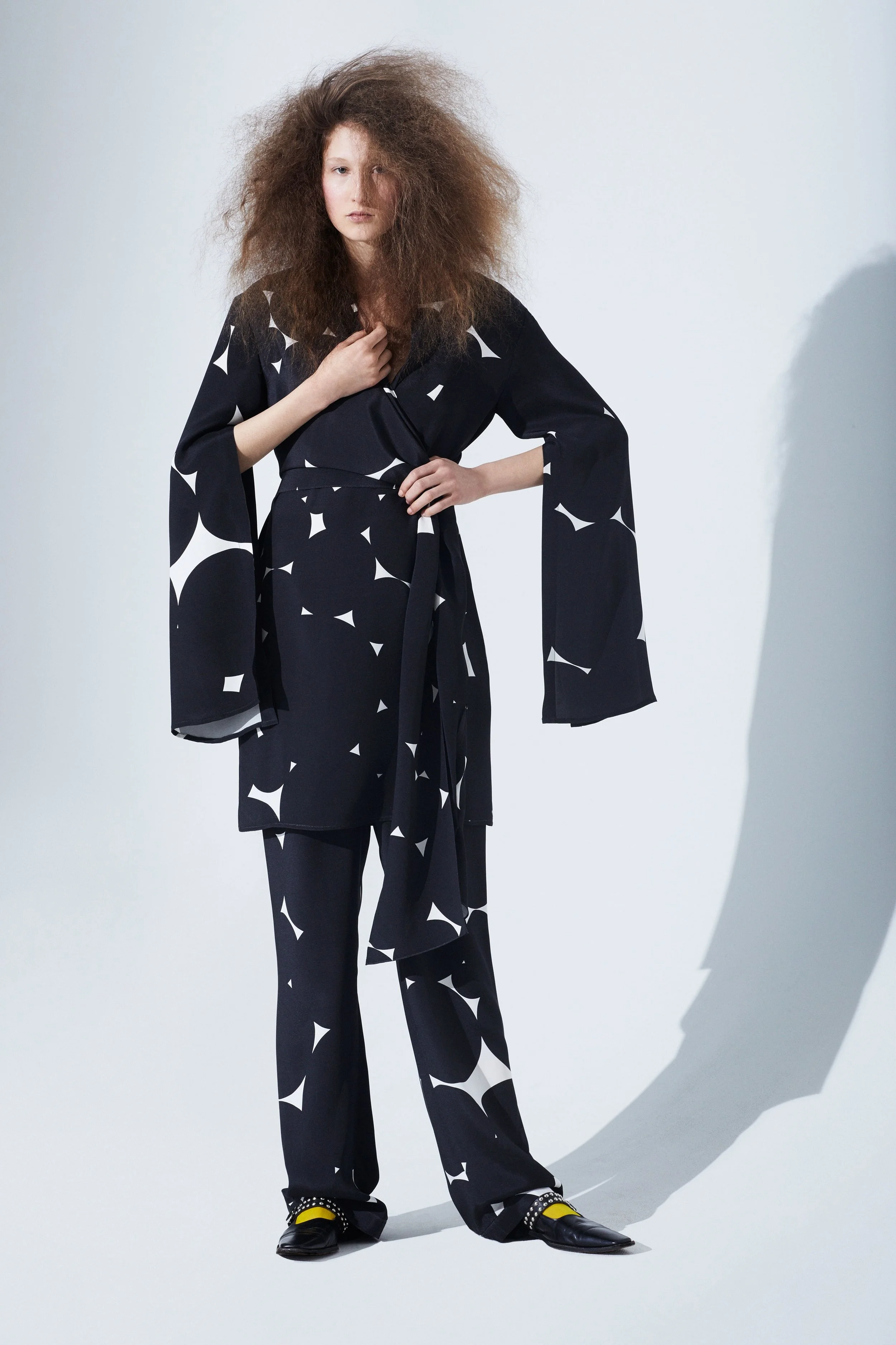 Ji Oh 2017 Fall Ready-to-Wear