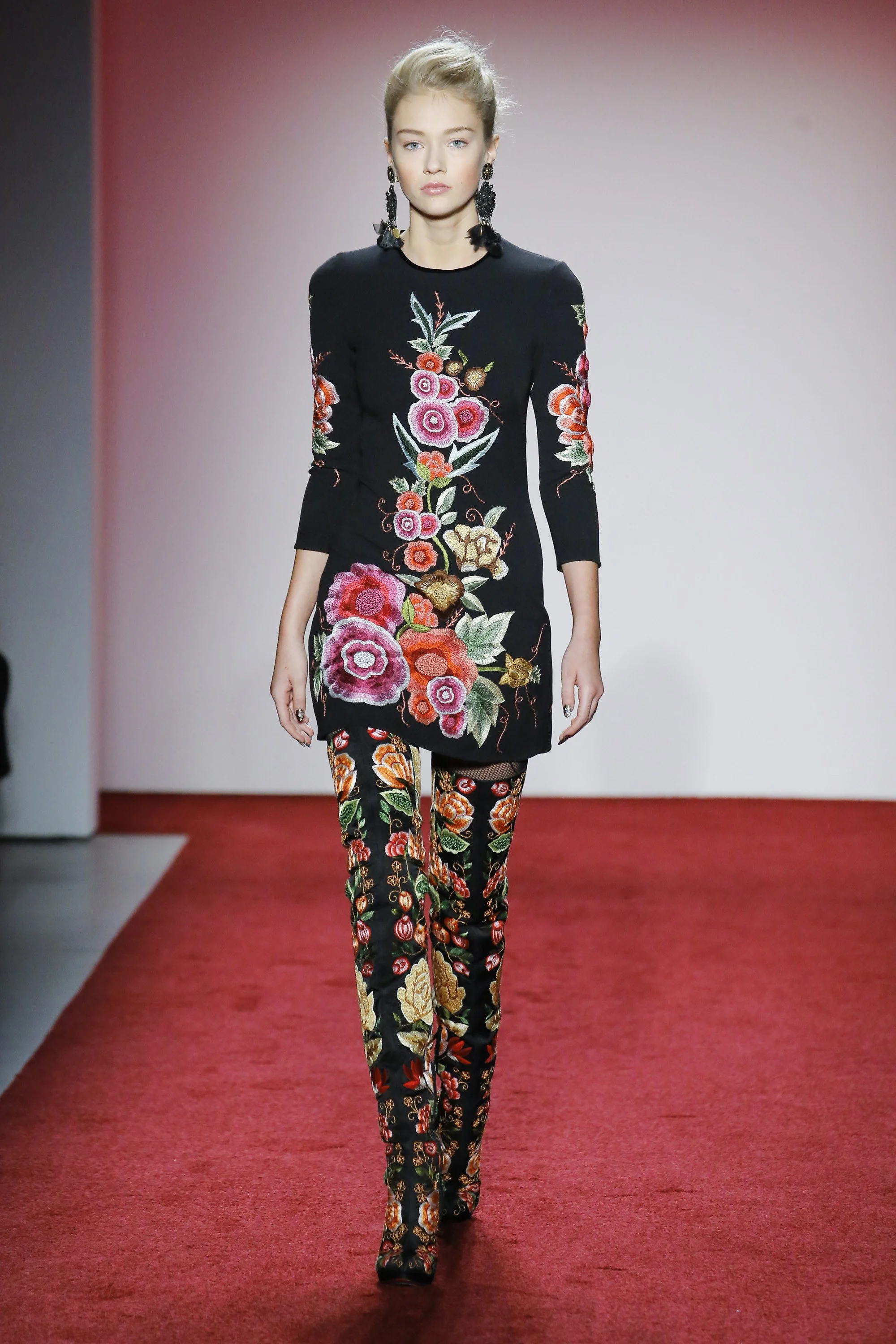 Naeem Khan Fall 2017 Ready-to-Wear