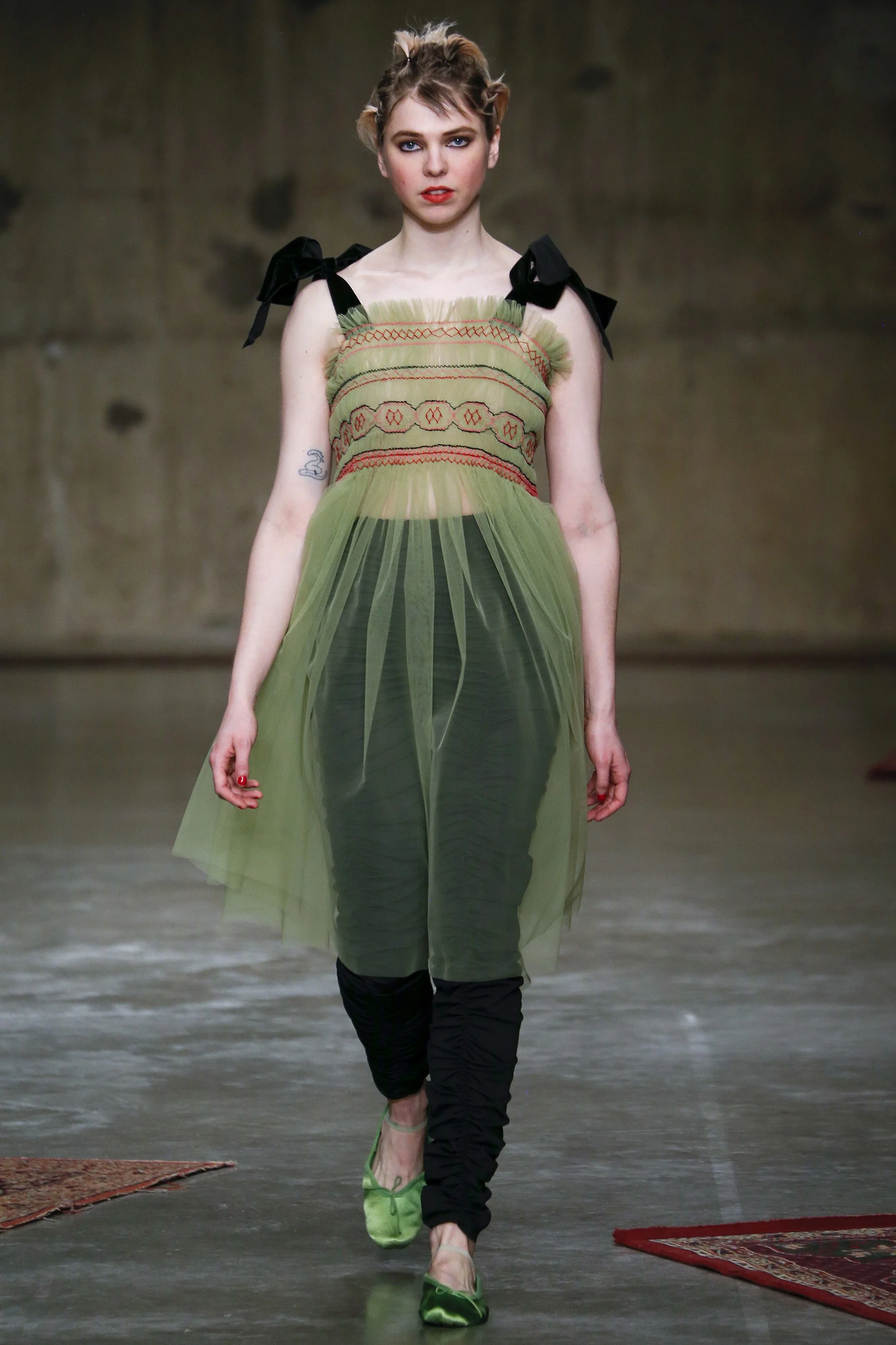 Molly Goddard Fall 2017 Ready-To-Wear NYFW