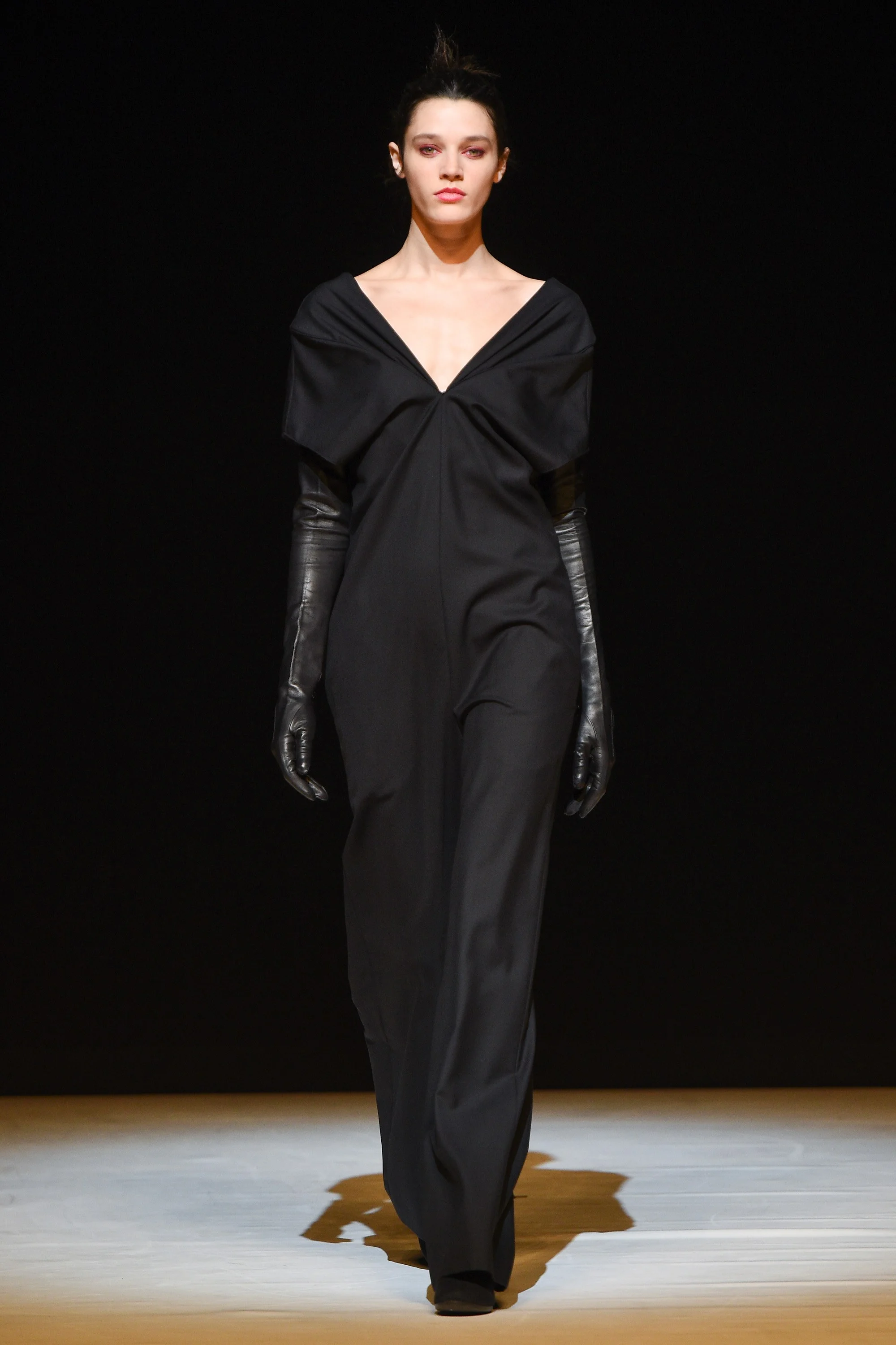 Chalayan Fall 2017 Ready-to-Wear