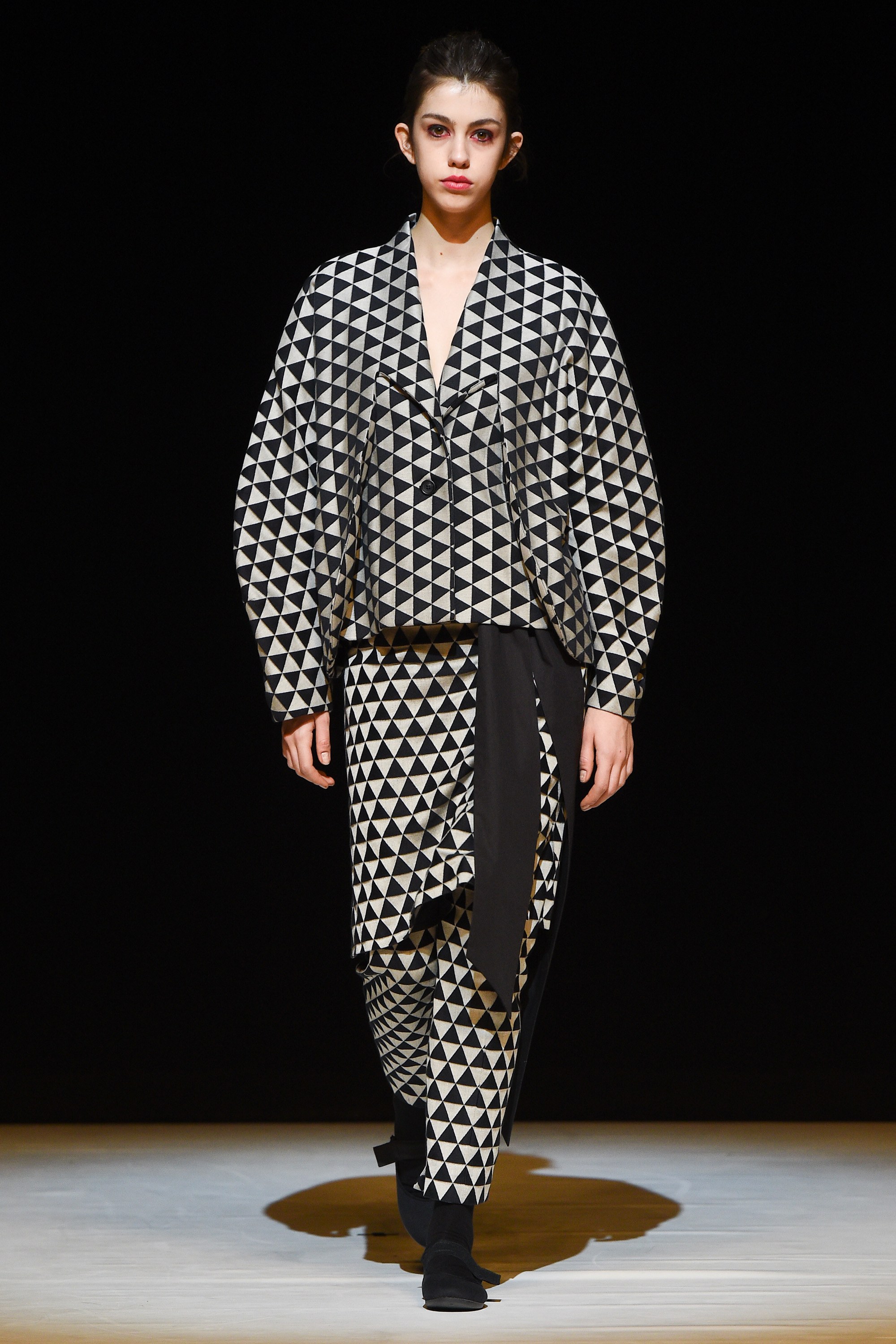 Chalayan Fall 2017 Ready-to-Wear