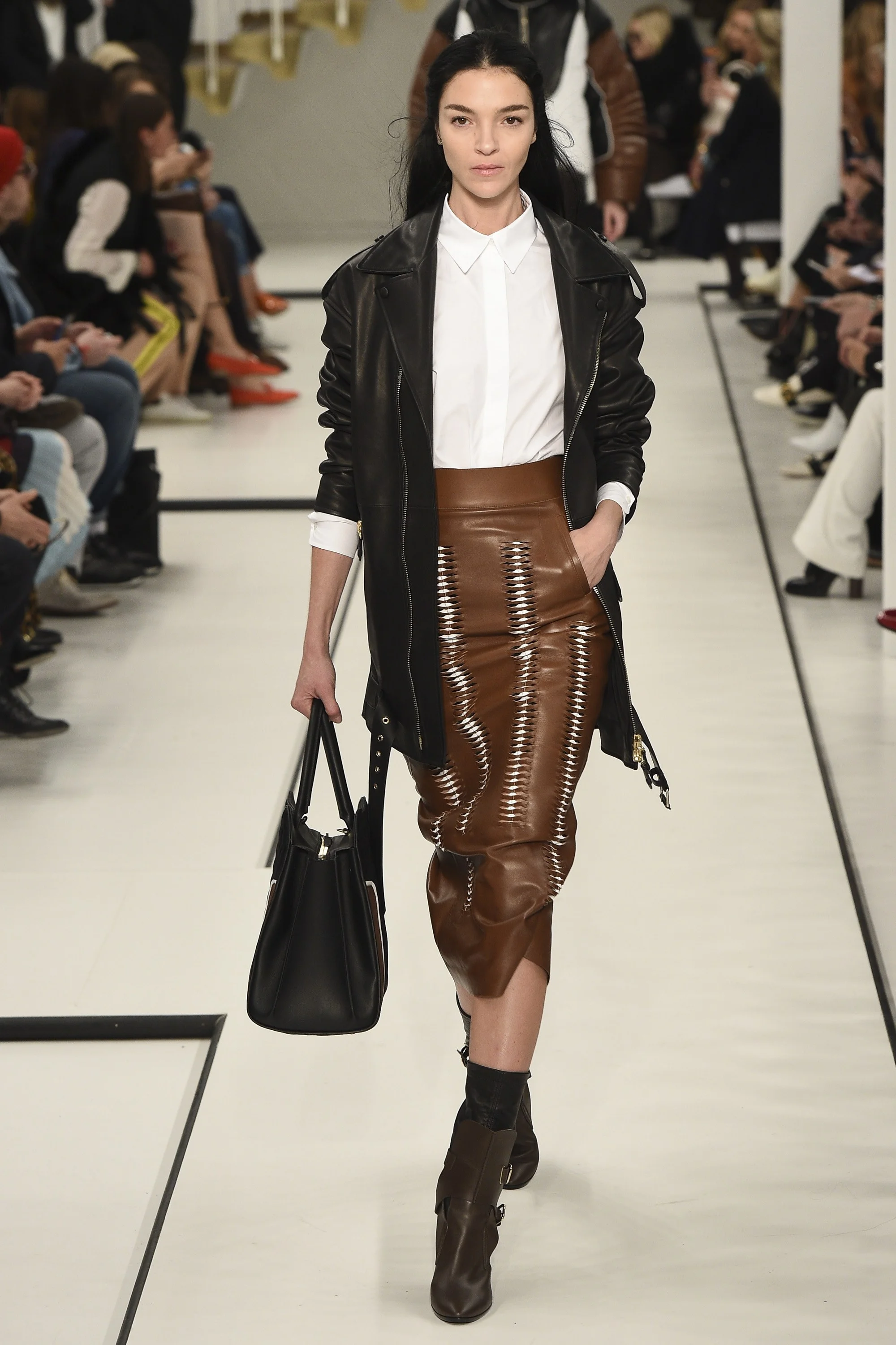 Tod's Fall 2017 Ready-To-Wear