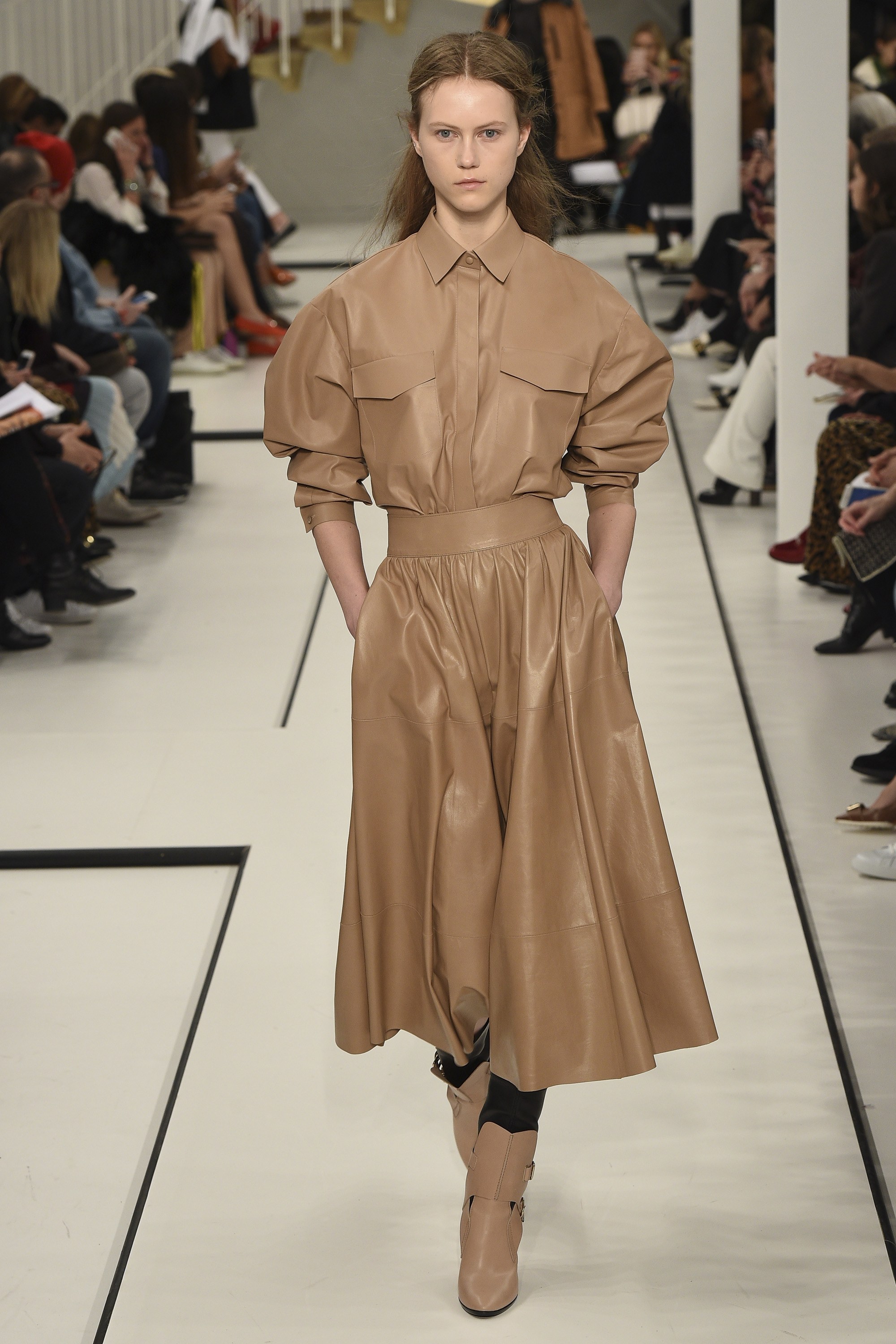 Tod's Fall 2017 Ready-To-Wear