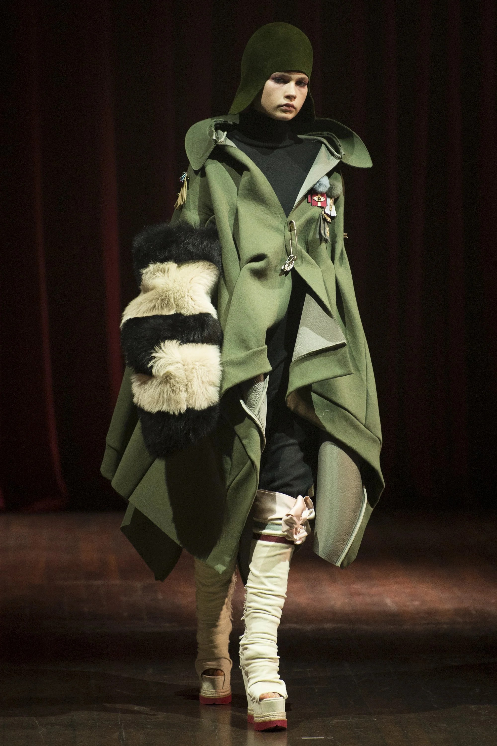 Undercover Fall 2017 Ready-To-Wear