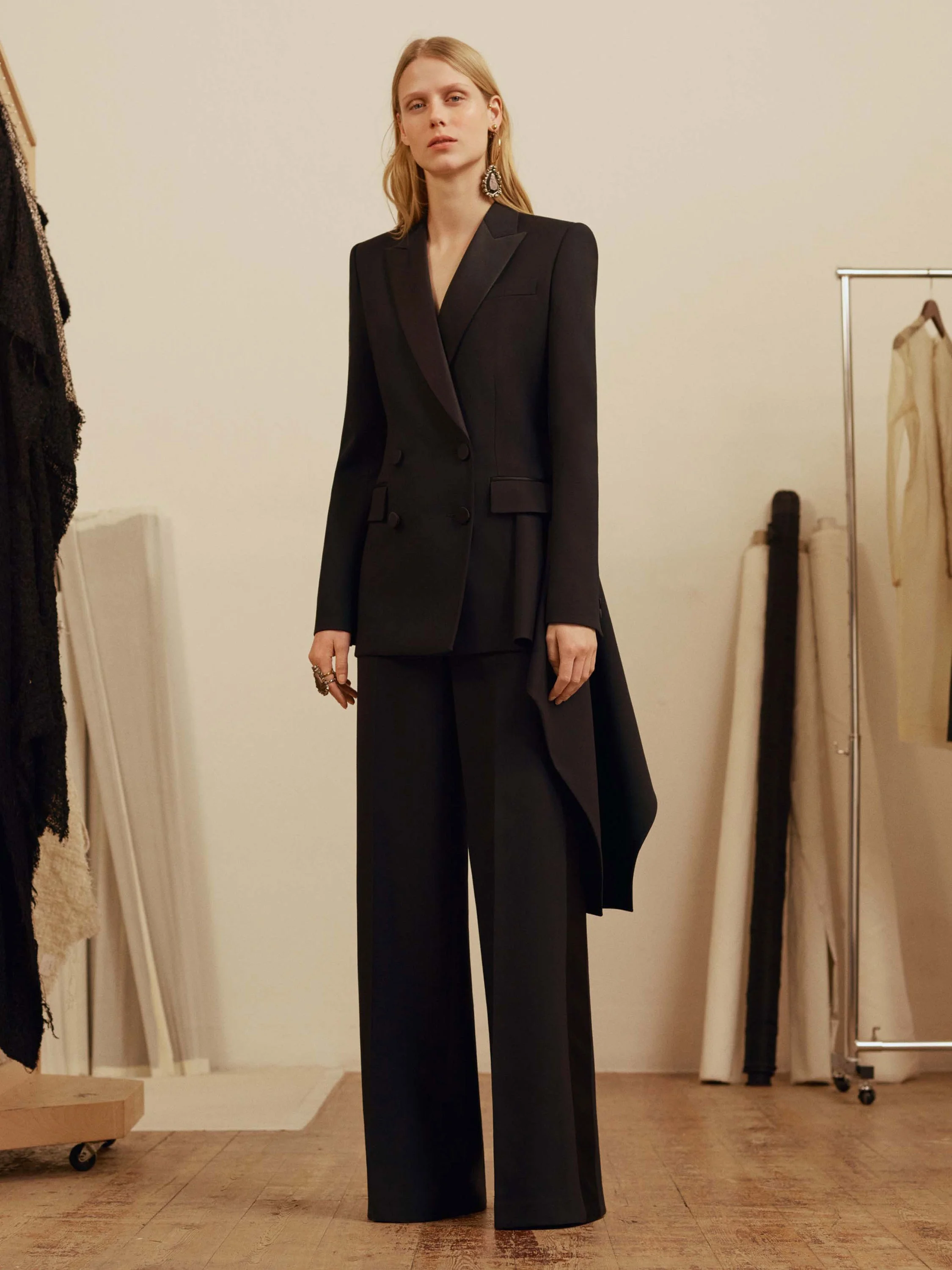 Alexander McQueen Pre-Fall 2017