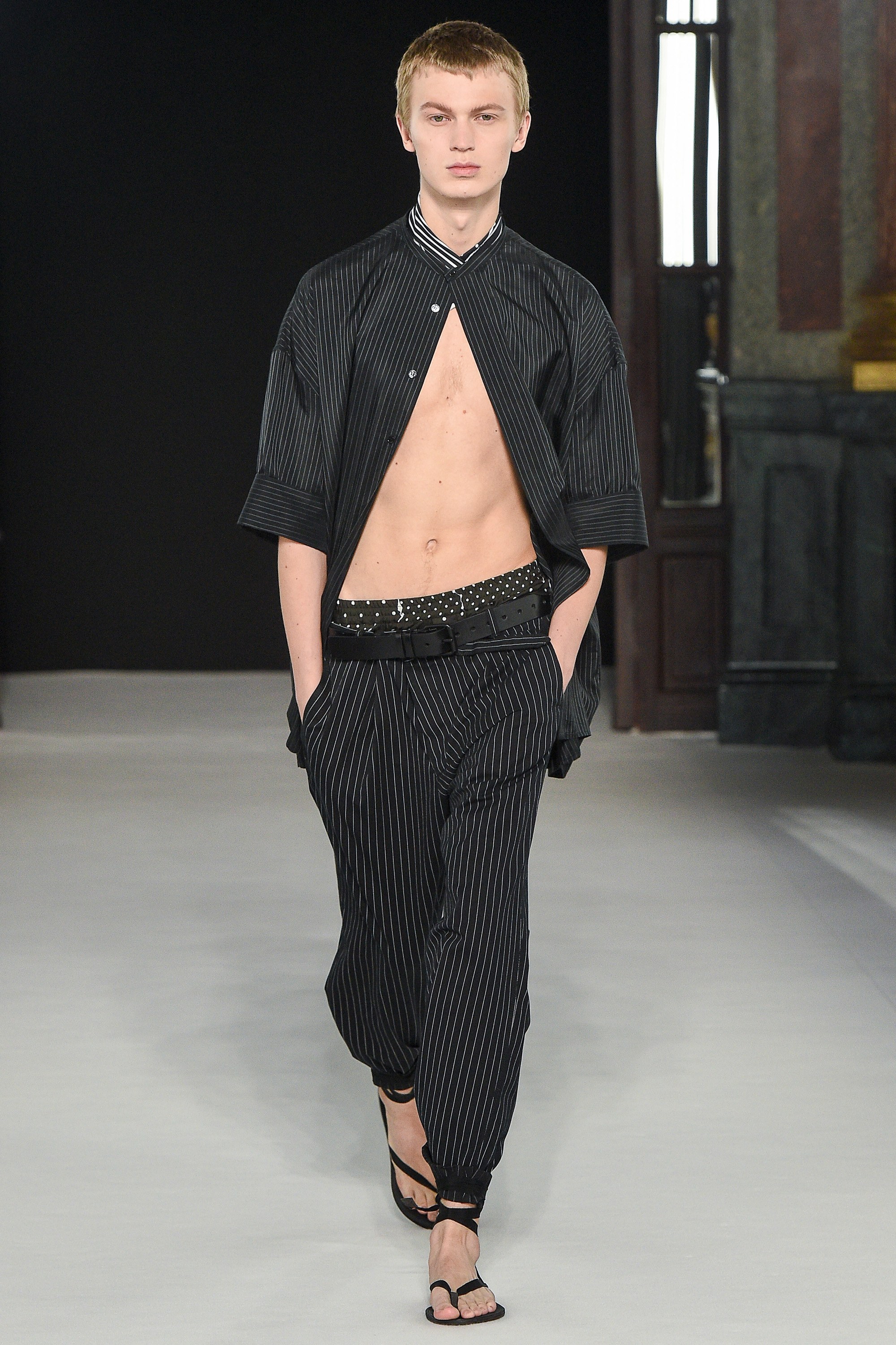 趣味・スポーツ・実用 A MAGAZINE #3curated by HAIDER ACKERMANN 趣味・スポーツ・実用 A MAGAZINE #3curated by HAIDER